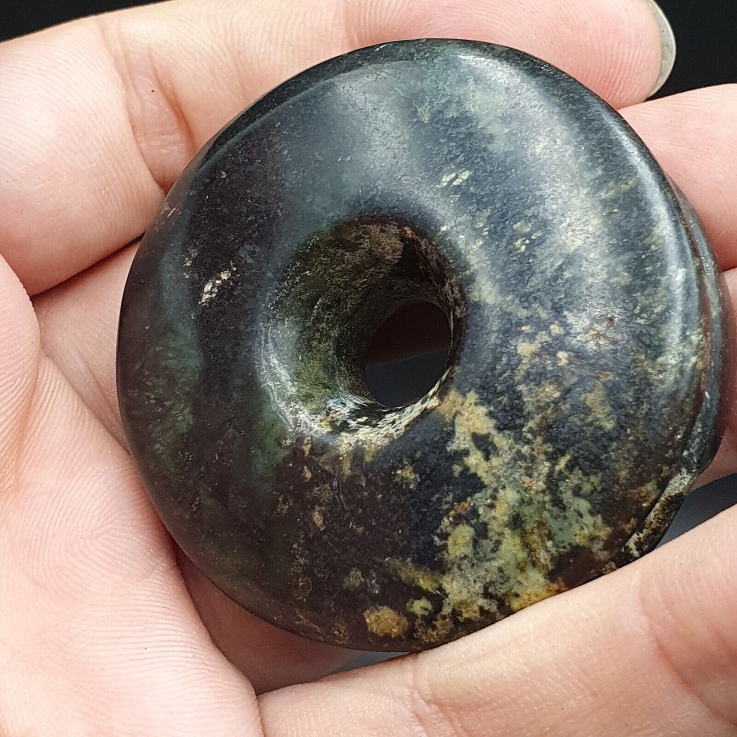 Antiker Jadestein, Schnitzstein, hängendes Amulett JD26