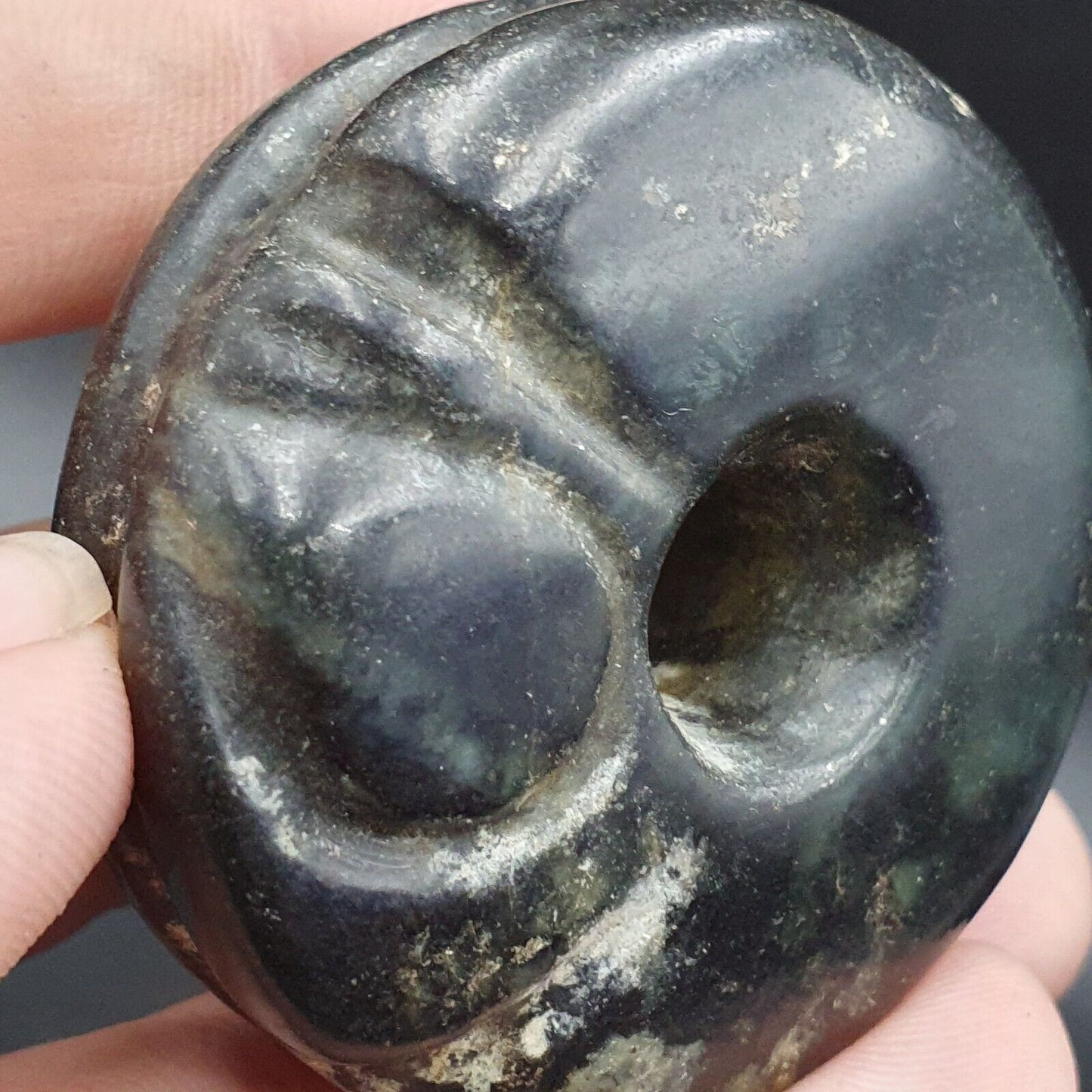 Antiker Jadestein, Schnitzstein, hängendes Amulett JD26