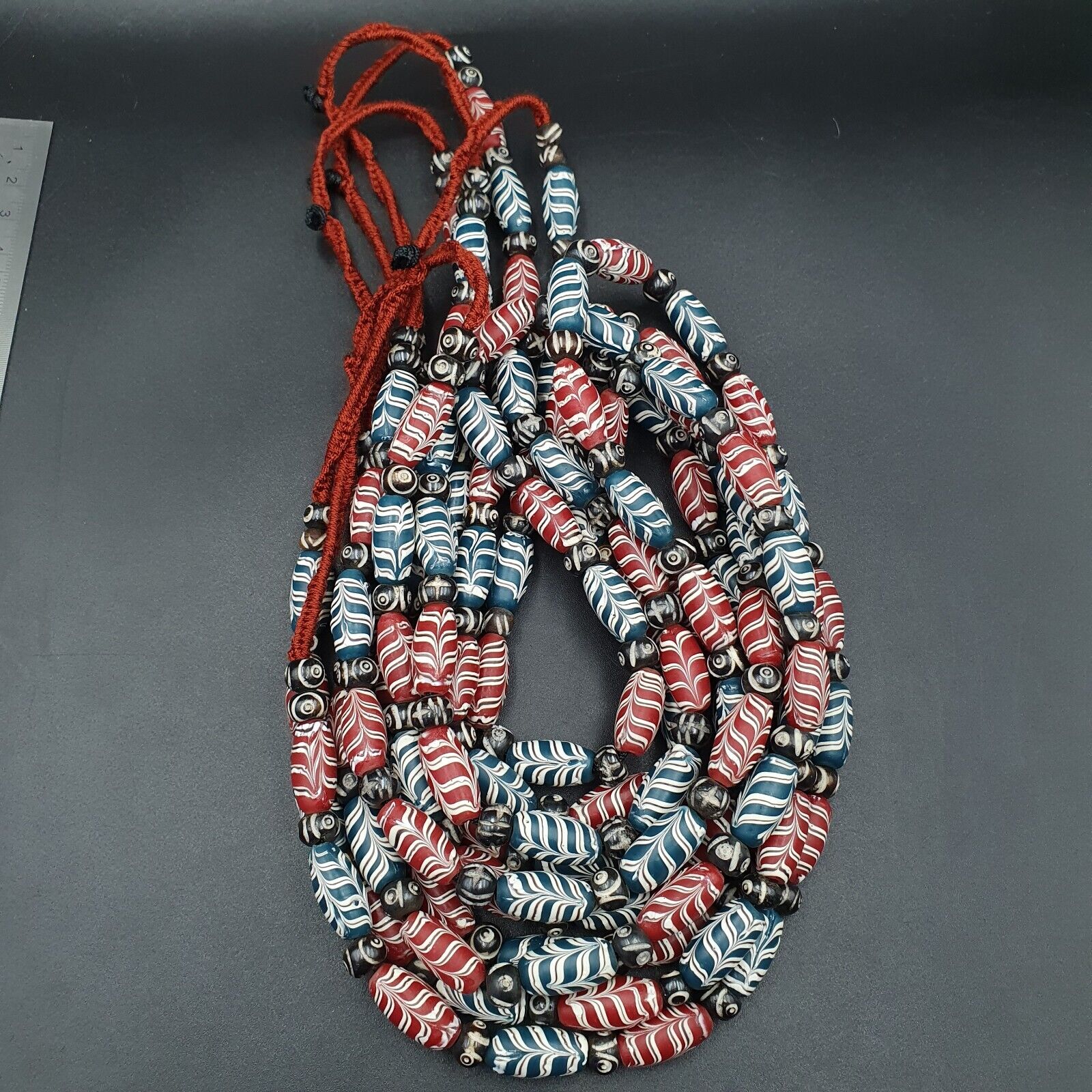 Vintage Venerano ART Fancy Feather Beads 18x9.5MM Blue Red GLASS BEADS Necklace
