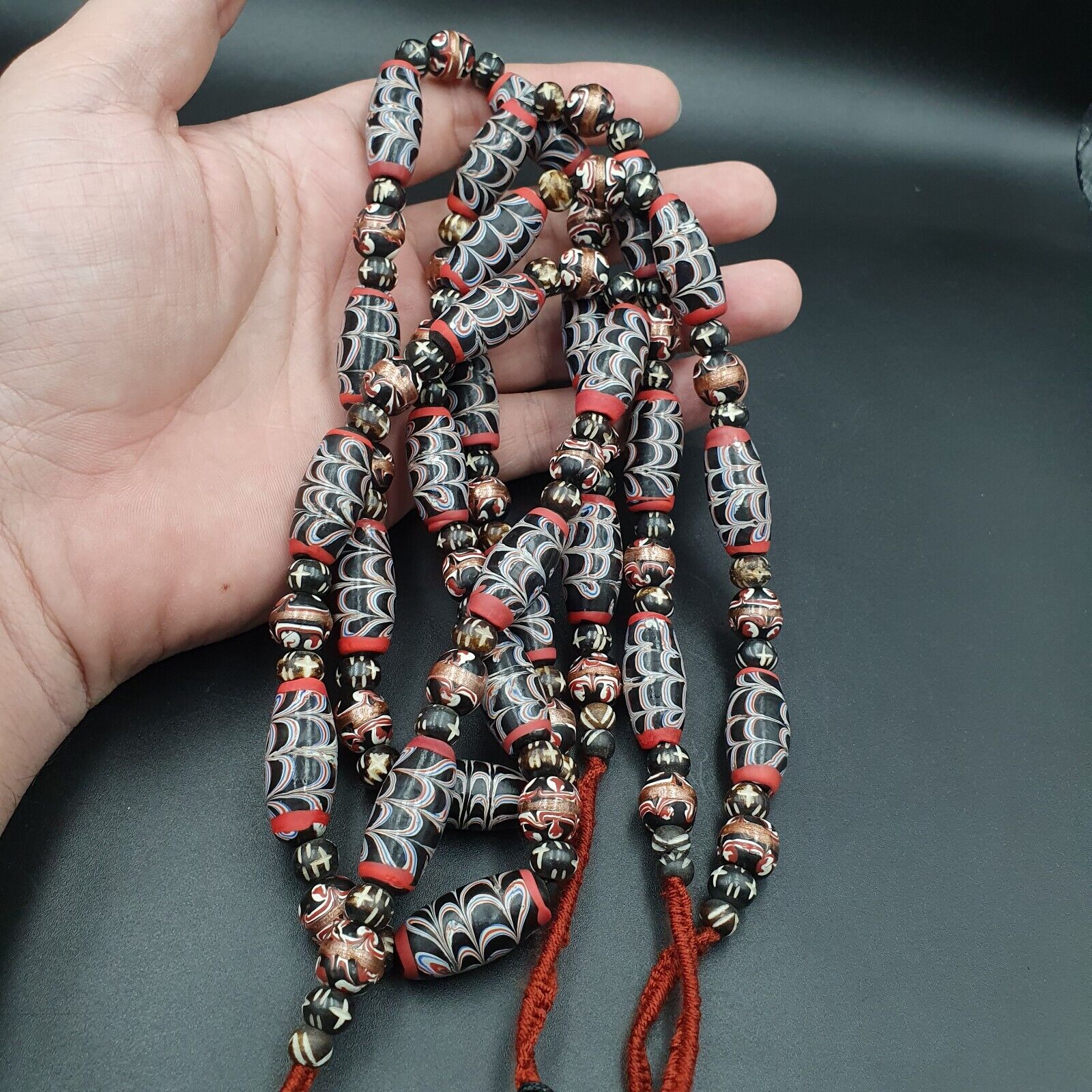 Vintage Feather Pattern Trade Beads Beaded Necklace