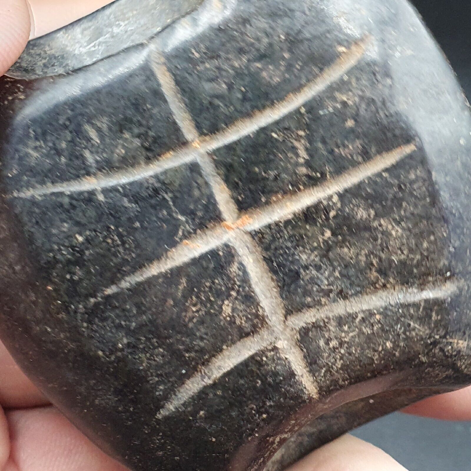 Antique Magnetic black iron Stone  mystic carving stone Pendent Amulet  JD-18