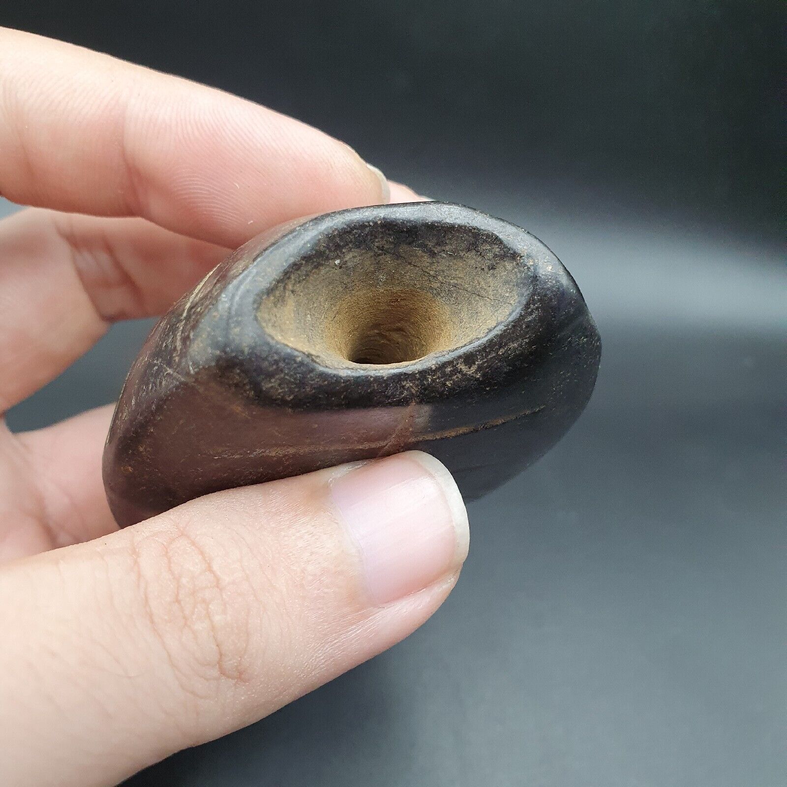 Antique Magnetic black iron Stone  mystic carving stone Pendent Amulet  JD-18