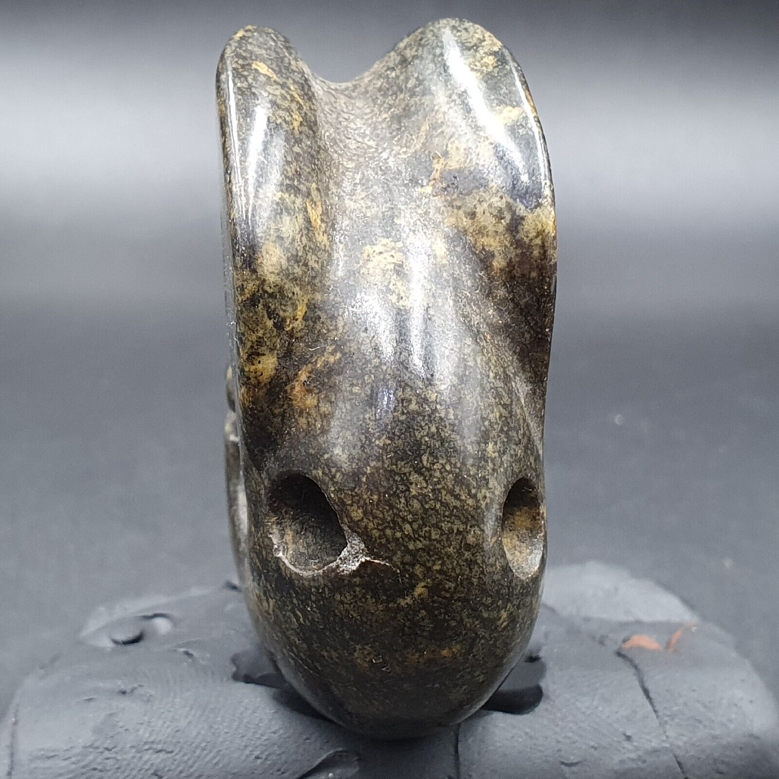 Antique Stone green Jade mystic Animal carving stone Pendent Amulet  JD-21