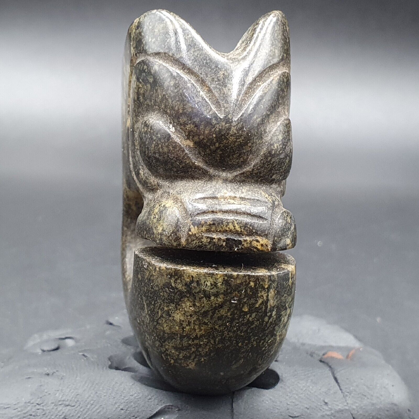 Antique Stone green Jade mystic Animal carving stone Pendent Amulet  JD-21
