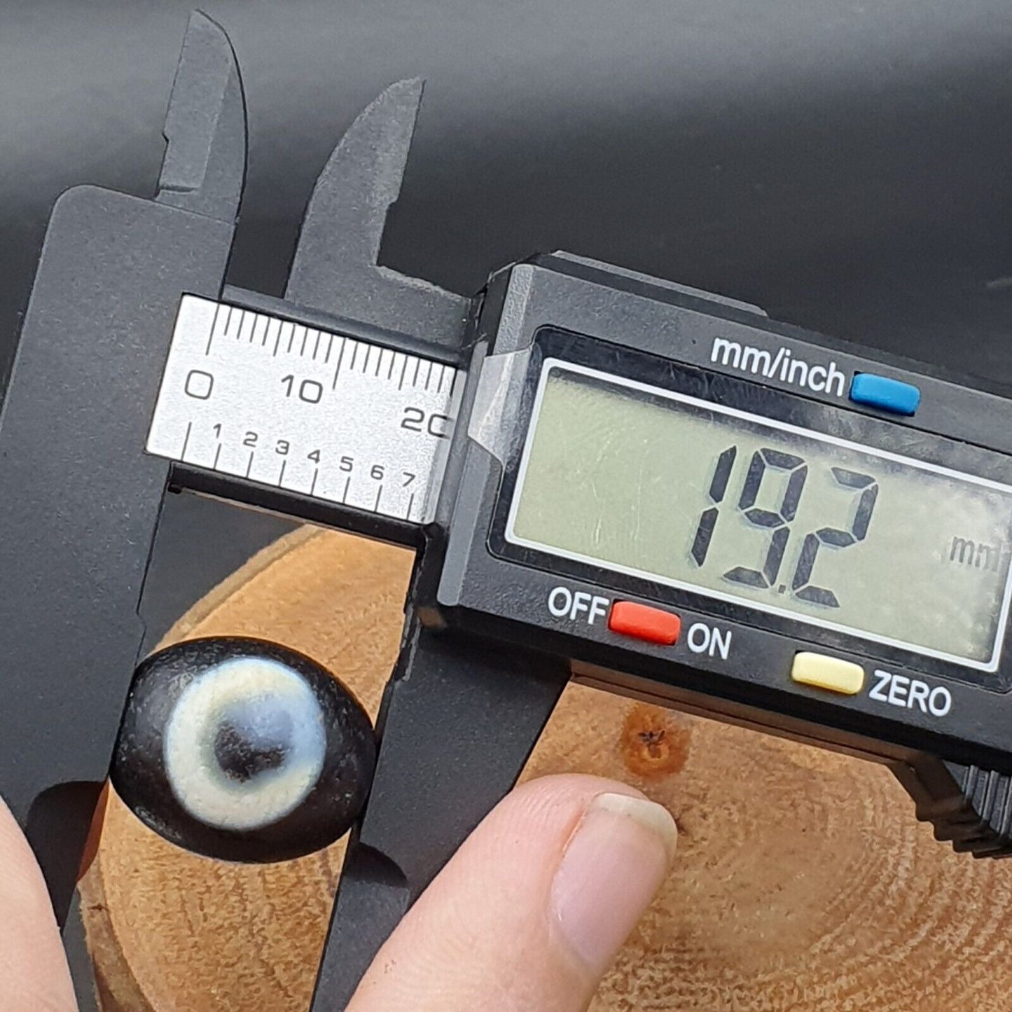 舊古董喜馬拉雅西藏龍 2 眼天珠護身符珠 #25