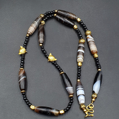 Antique Ancient Himalayan Agate rare Eyes Patterns Suleimani Agate Necklace