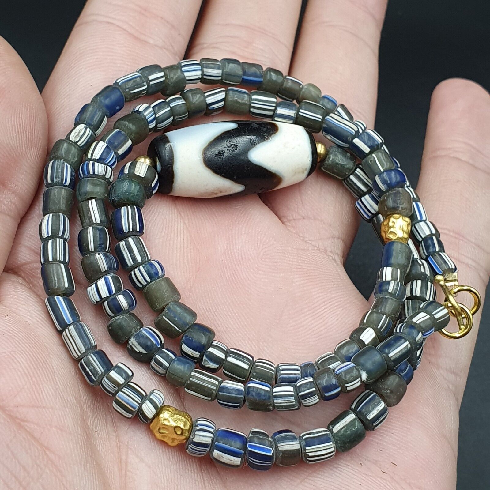 Himalayan Indo Tibetan Beads ZIGZAG Line Pattern Dzi Amulet Agate Beads Necklace