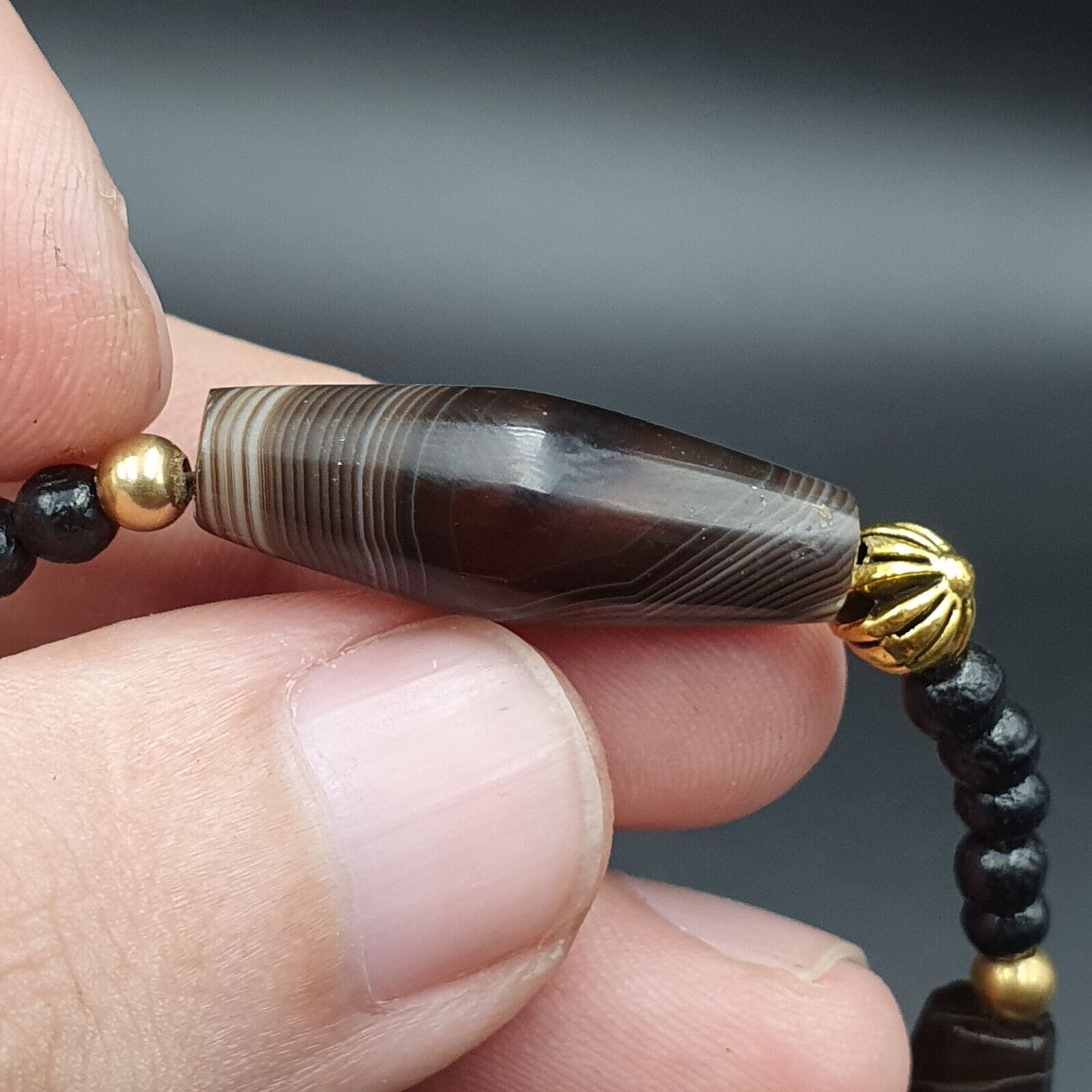 Antique Ancient Himalayan Agate rare Eyes Patterns Suleimani Agate Necklace