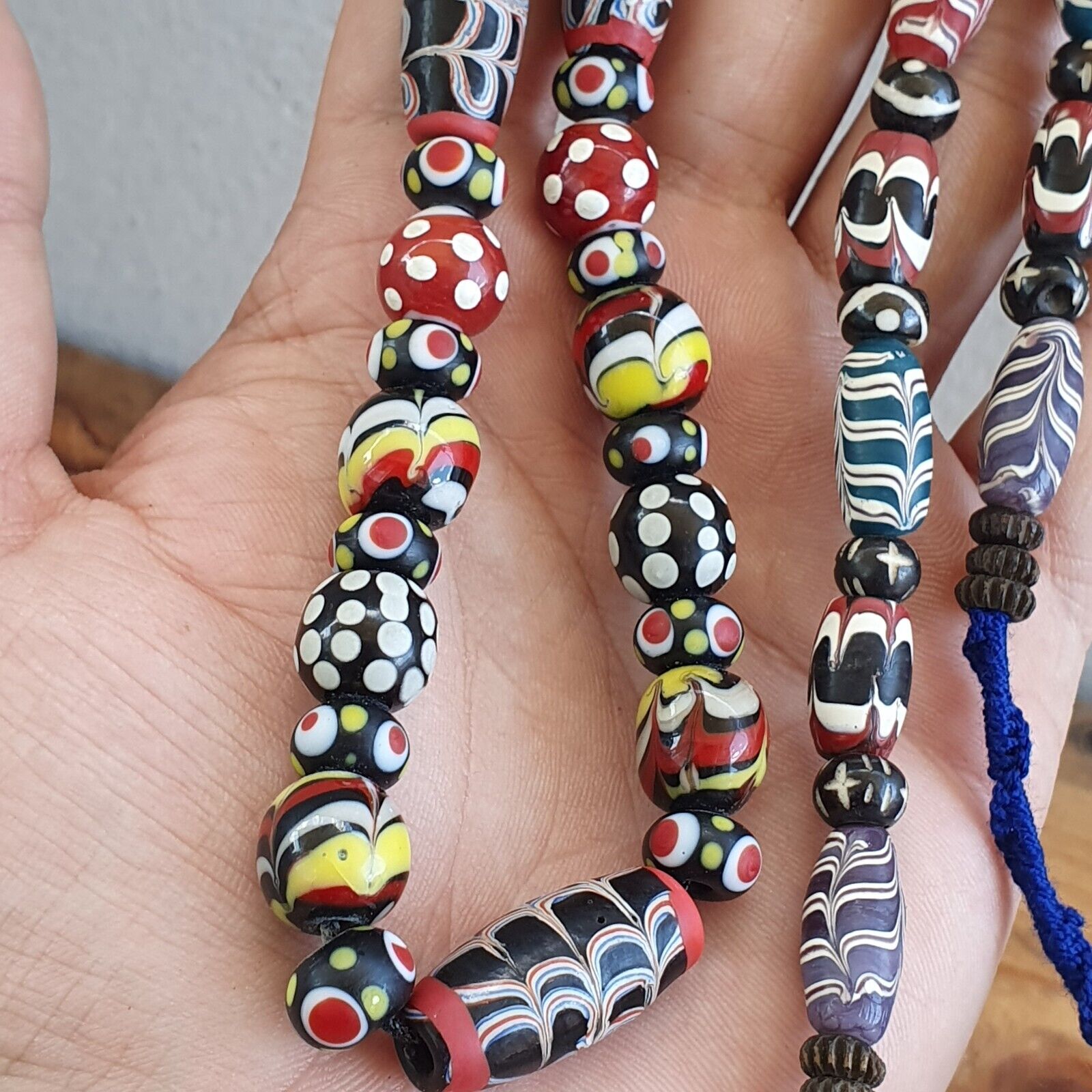 Vintage Feather Skunk Bumblebee Dotted Trade Beads Beaded Necklace