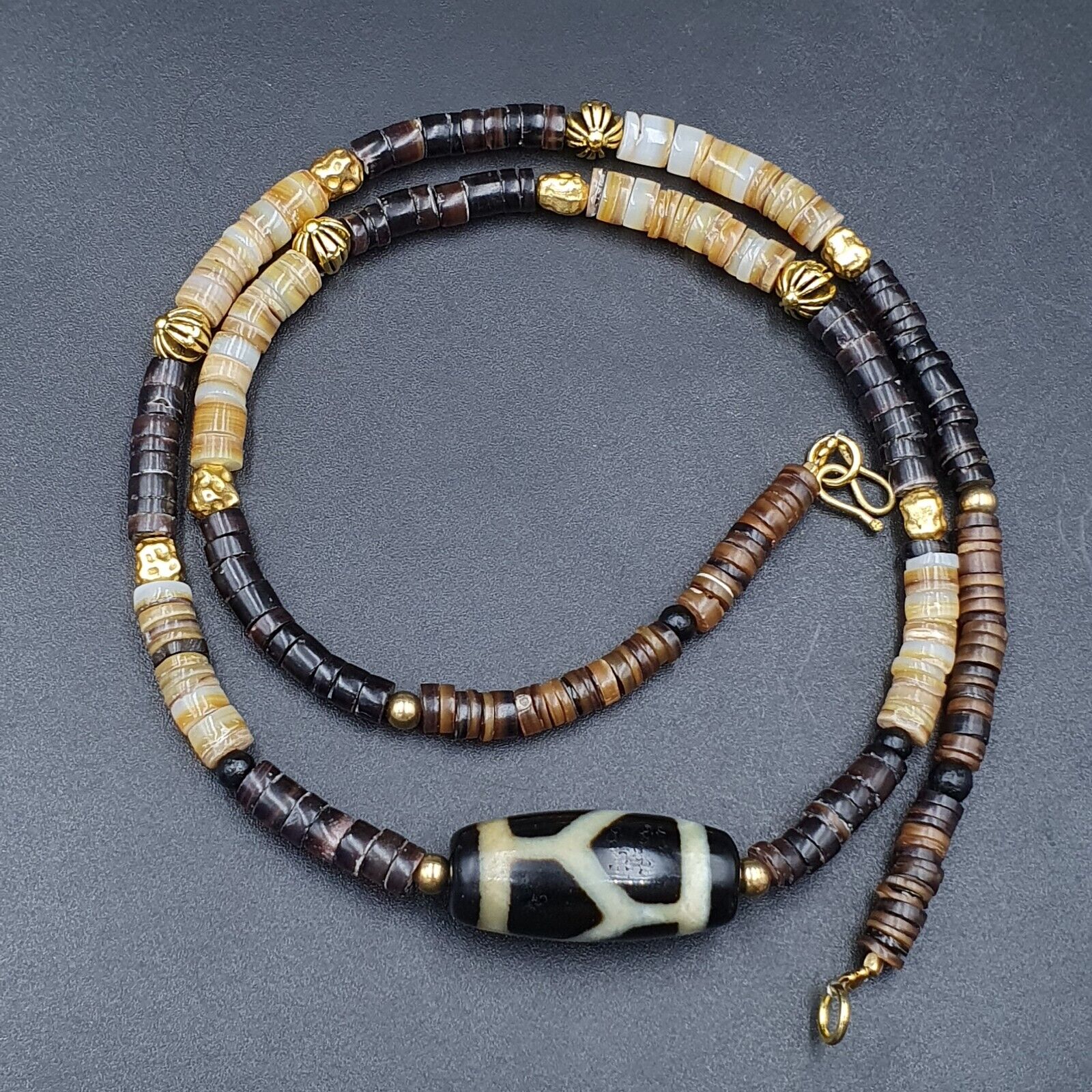 Antique Old Himalayan Indo Tibetan Agate Beads Unique pattern Dzi Necklace