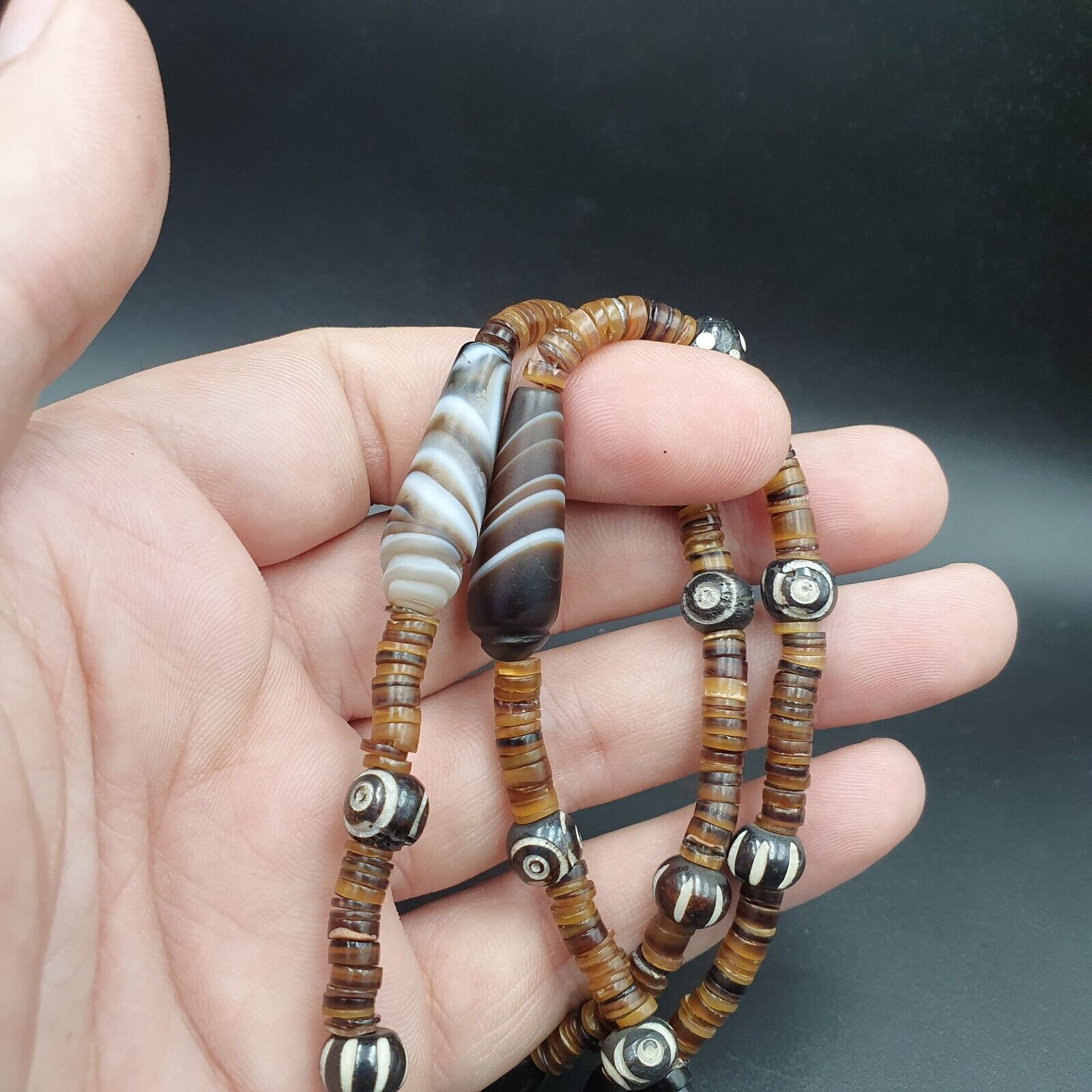 N21 Antique Old Himalayan Indo Tibetan Agate Beads Unique pattern Dzi Necklace