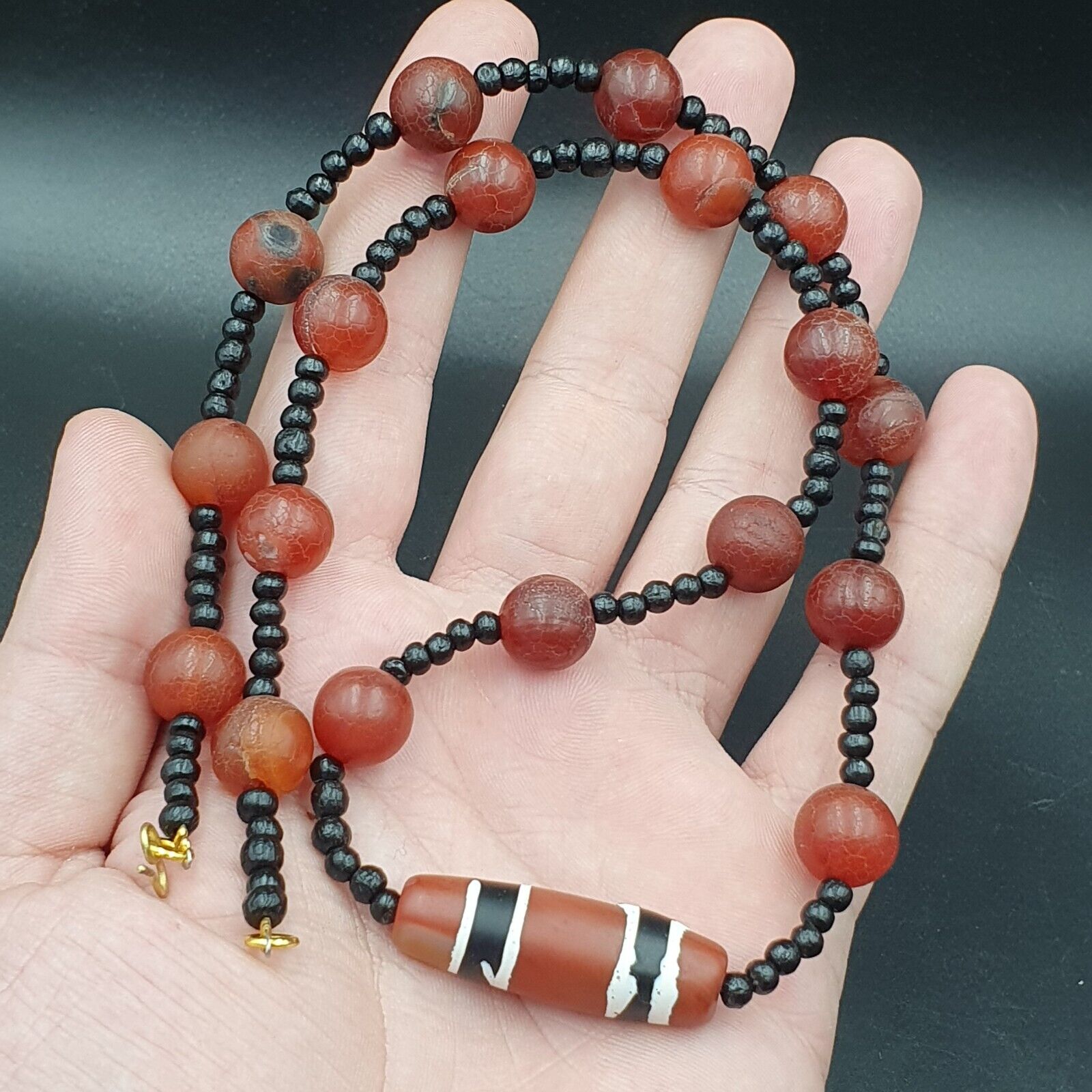 NC36 Old Himalayan Tibetan Red Agate Carnelian Beads Unique pattern Necklace