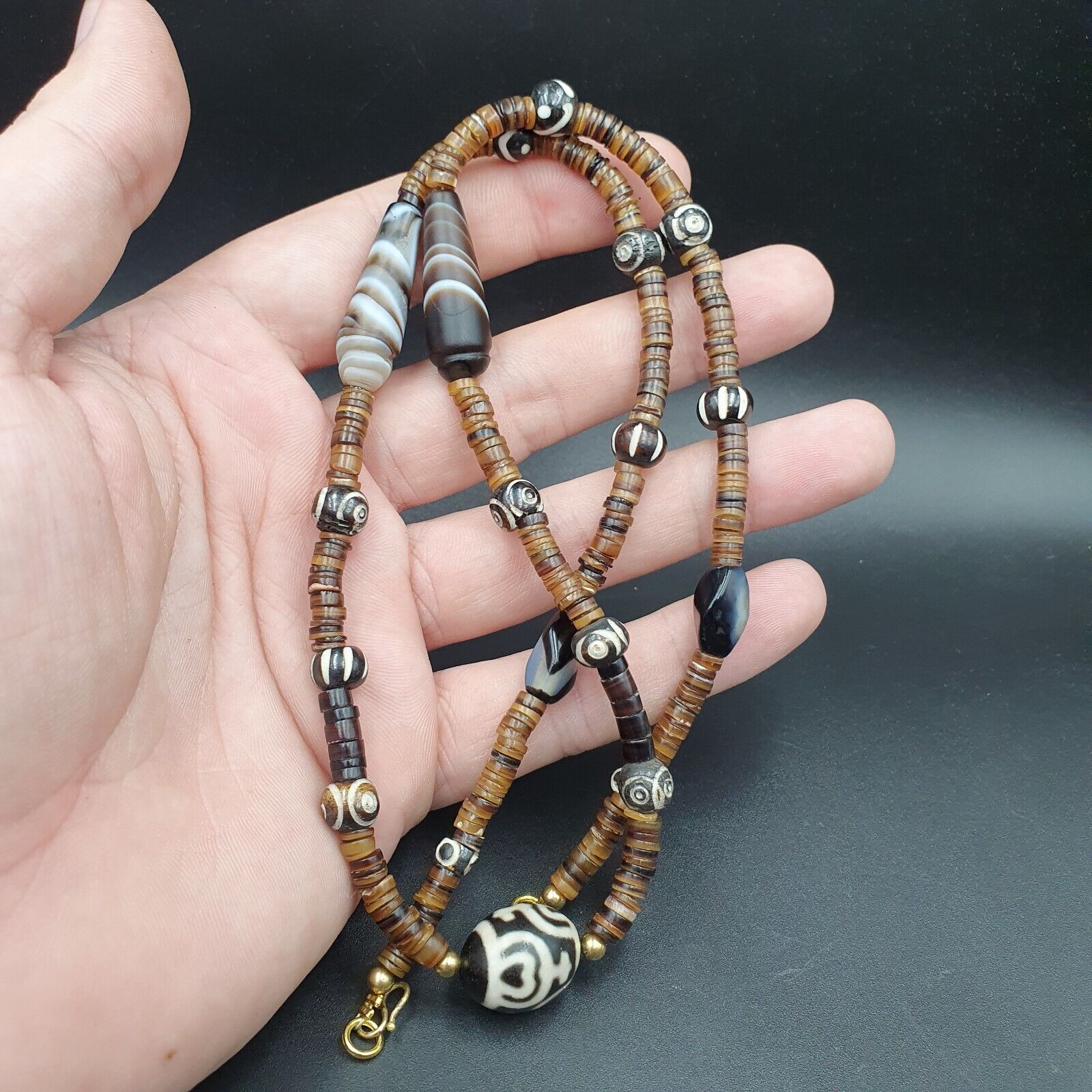 N21 Antique Old Himalayan Indo Tibetan Agate Beads Unique pattern Dzi Necklace