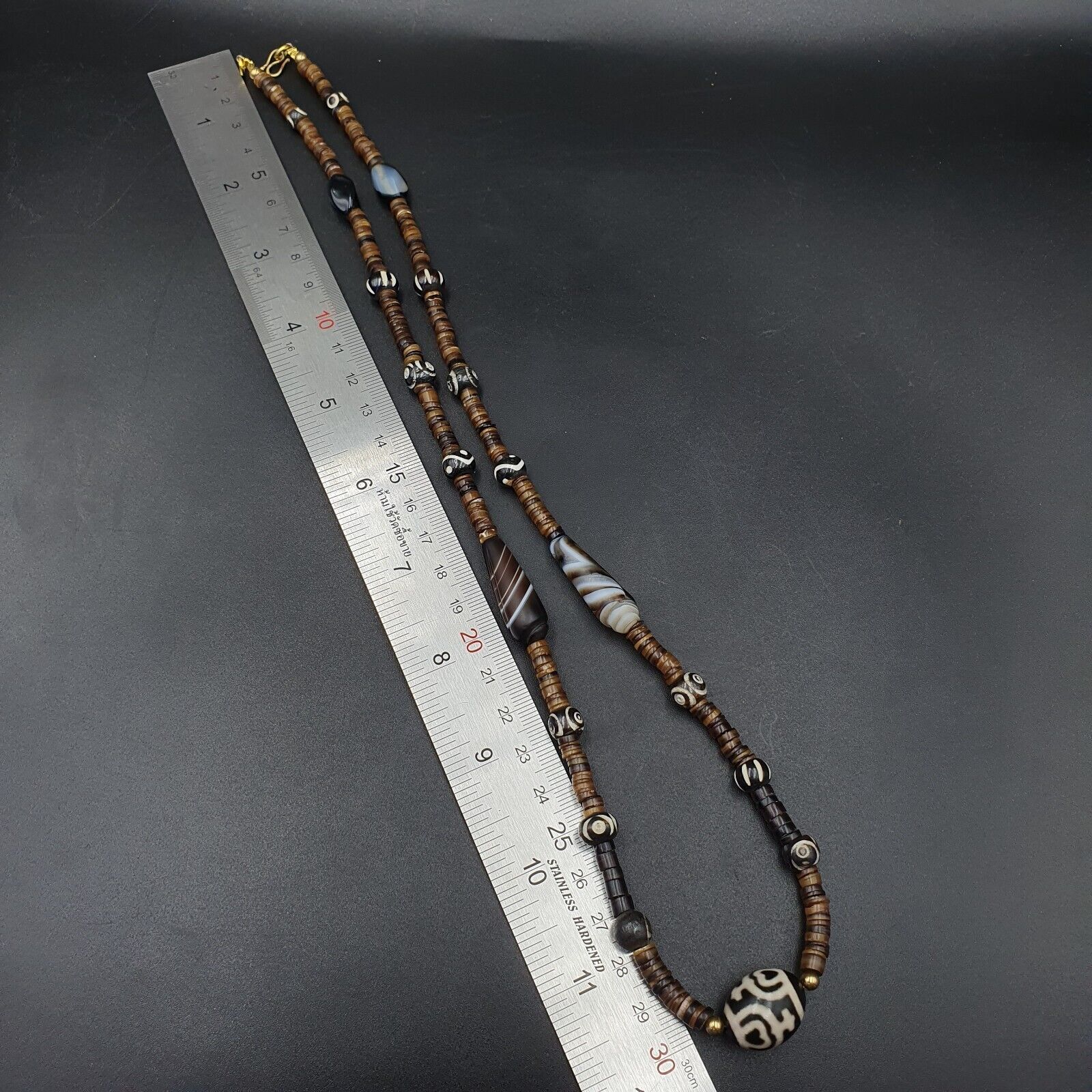 N21 Antique Old Himalayan Indo Tibetan Agate Beads Unique pattern Dzi Necklace