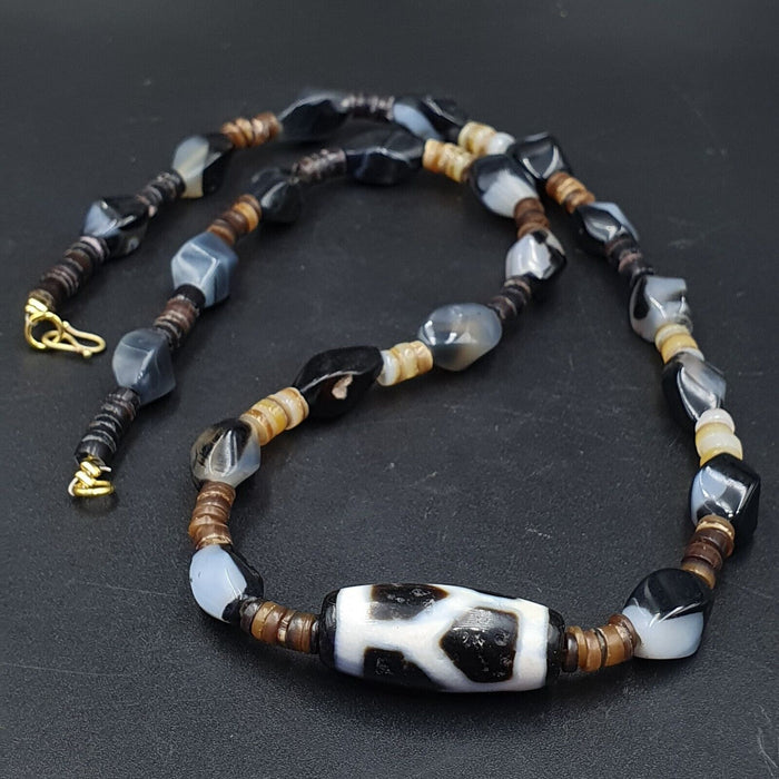 Nc 33 Antique Old Himalayan Indo Tibetan Agate Beads Unique Pattern Dzi Necklace