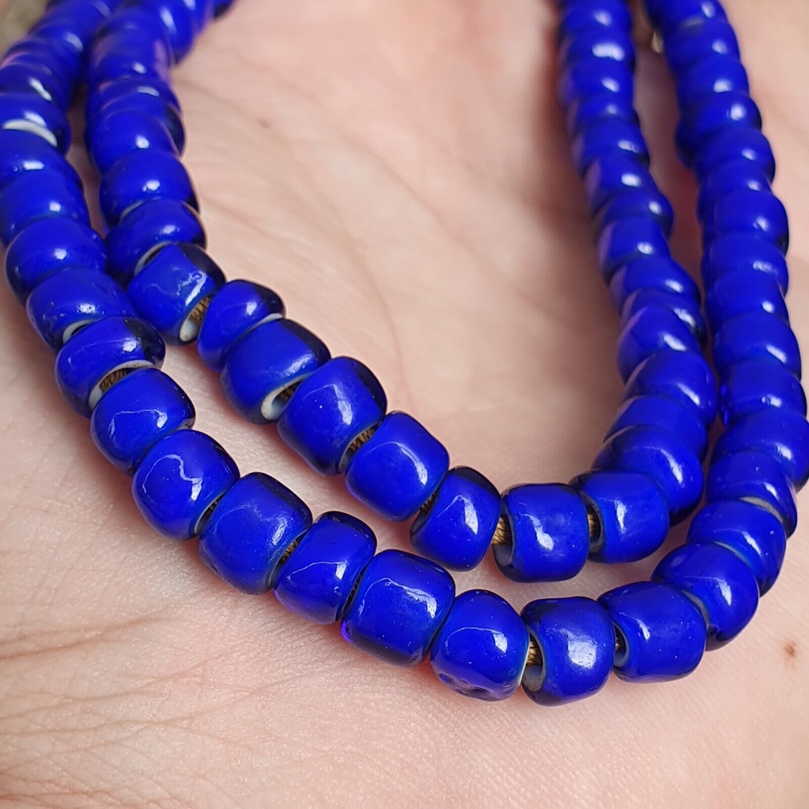 7-8mm Antique Venetian Blue White Heart Trade Beads 24" Long Strand