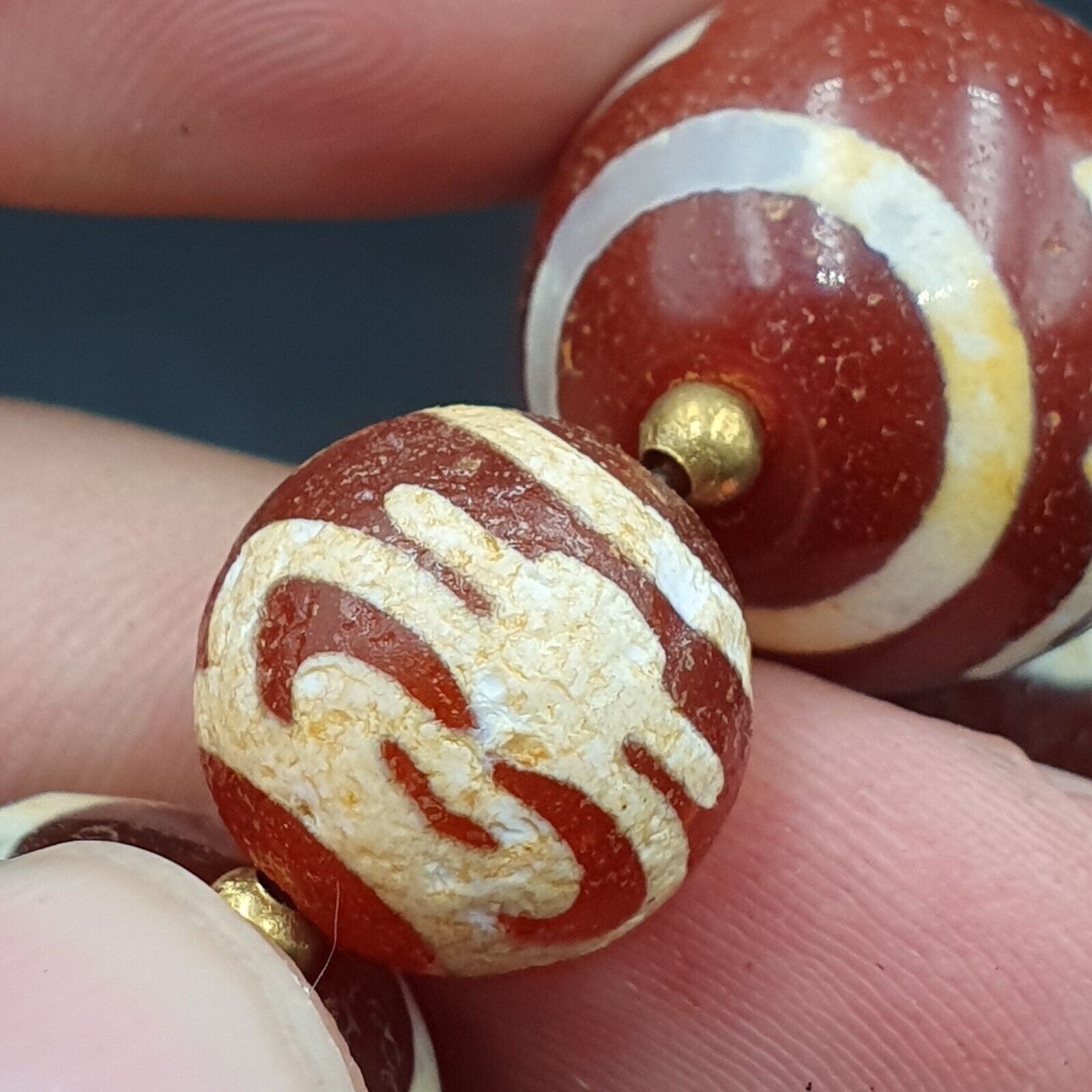 BEAUTIFUL LOT Vintage Old Himalayan Indo Tibetan Etched Agate Beads Necklace