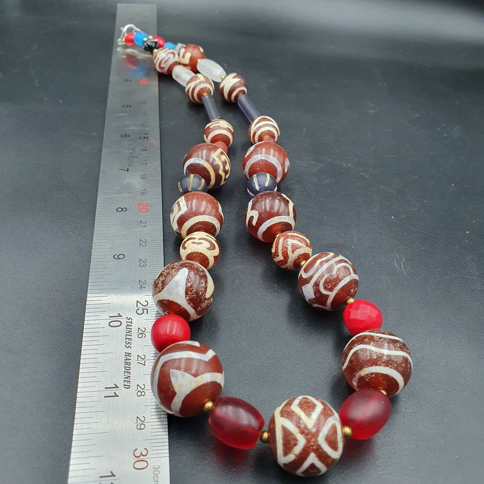 BEAUTIFUL LOT Vintage Old Himalayan Indo Tibetan Etched Agate Beads Necklace