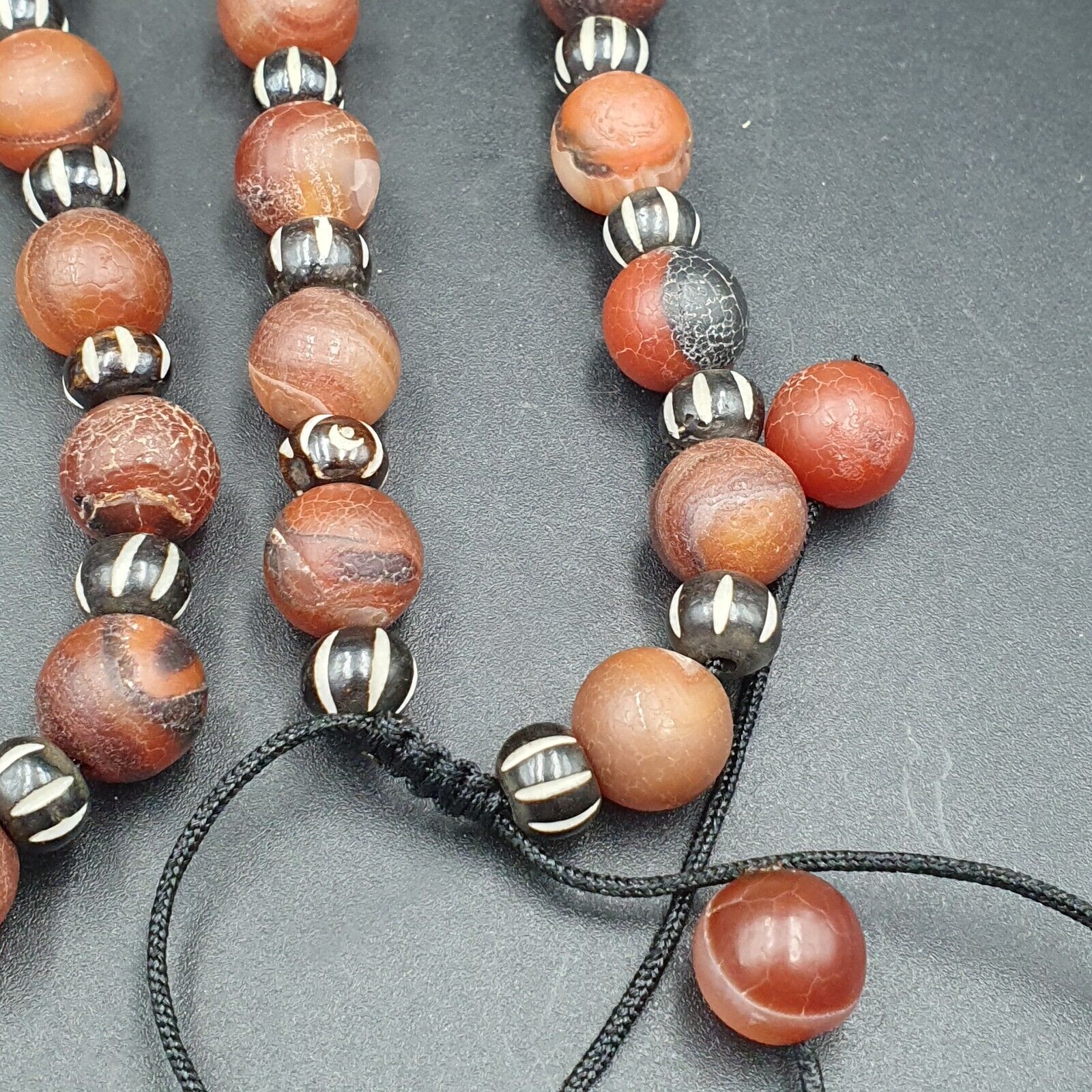 Rare Tibetan Agate Carnelian Beads Necklace