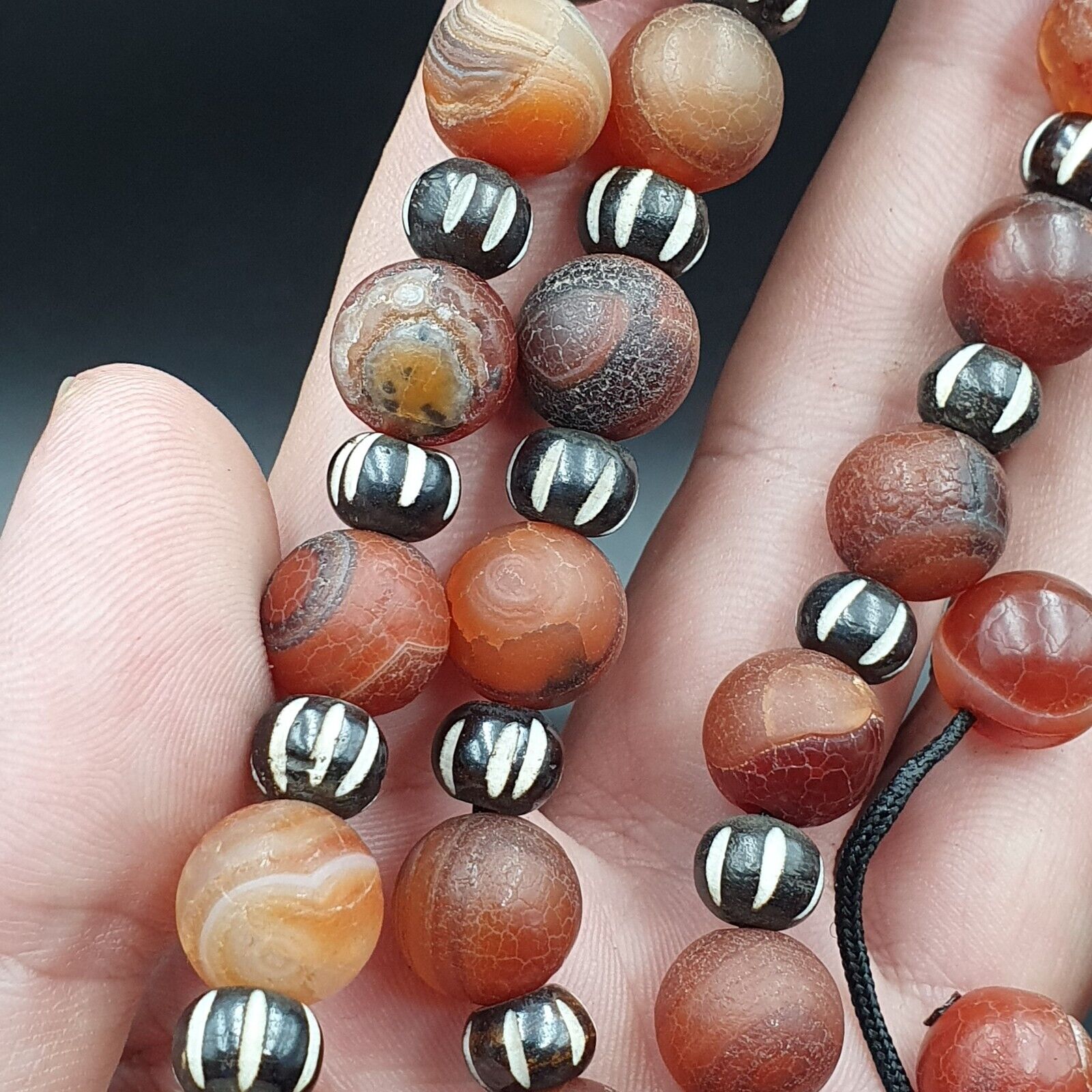 Rare Tibetan Agate Carnelian Beads Necklace