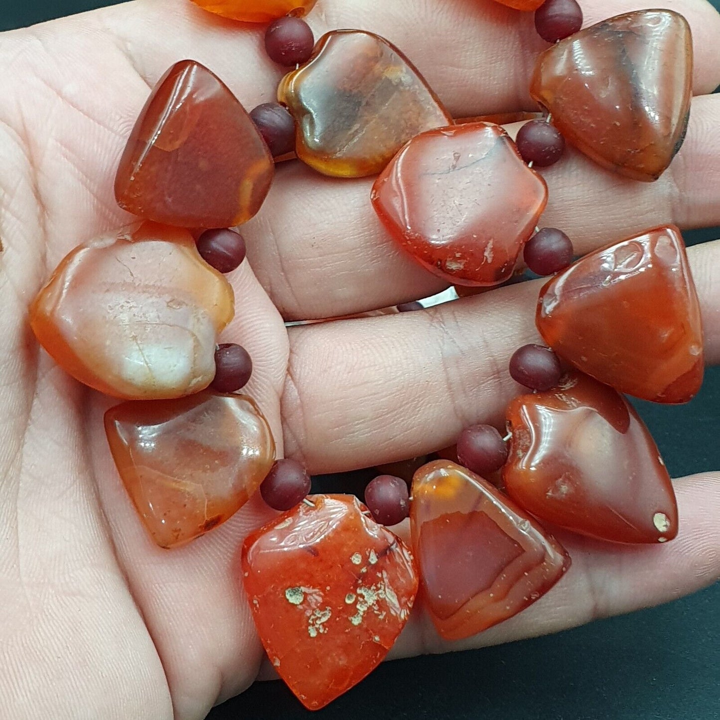 Antike 33 Achat-Anhänger, afrikanische Karneol-Perlen, Amulett-Anhänger-Halskette