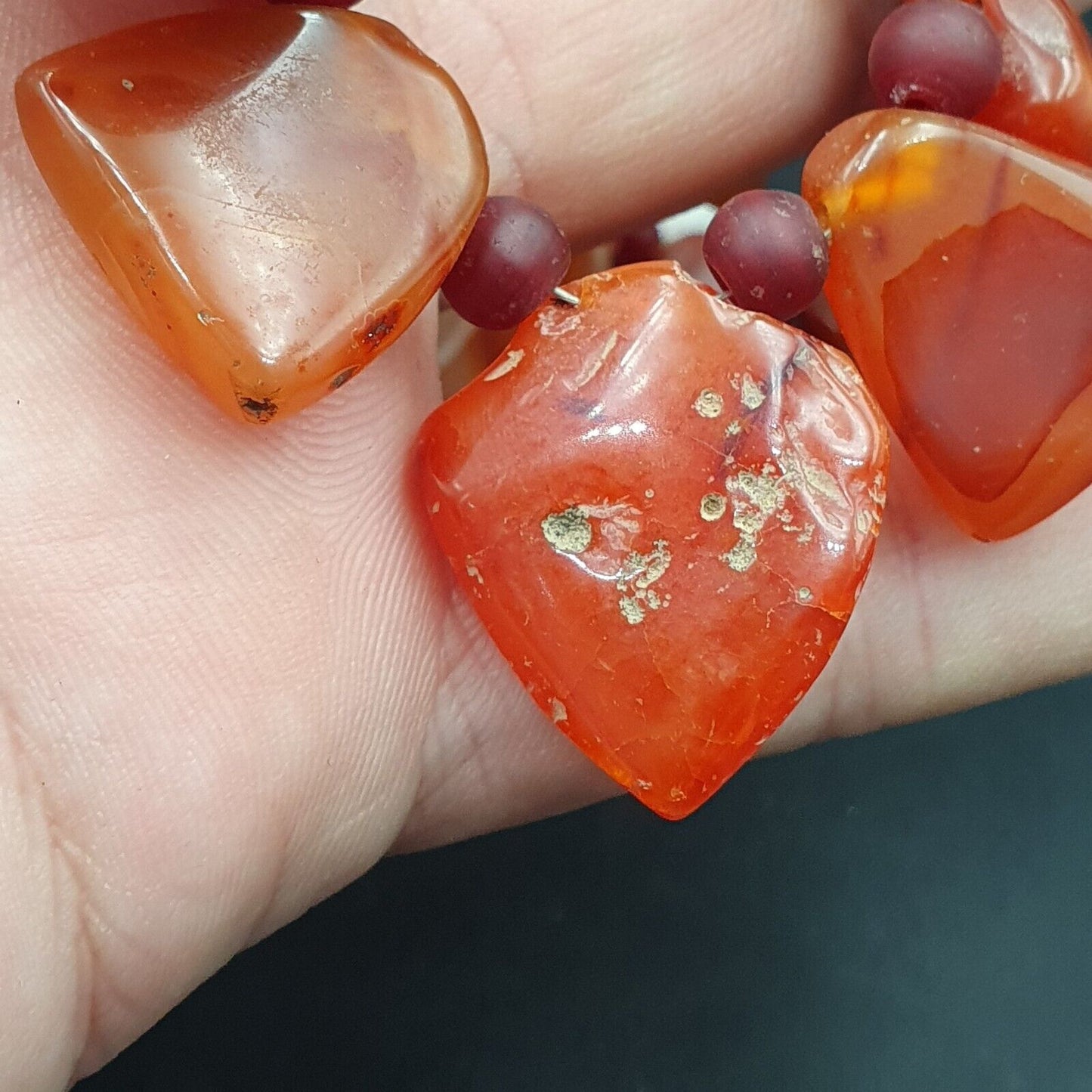 Antike 33 Achat-Anhänger, afrikanische Karneol-Perlen, Amulett-Anhänger-Halskette