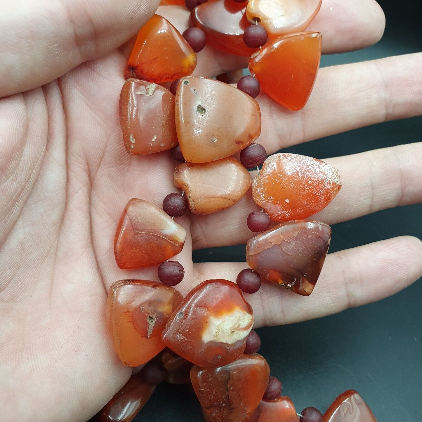 Antike 33 Achat-Anhänger, afrikanische Karneol-Perlen, Amulett-Anhänger-Halskette