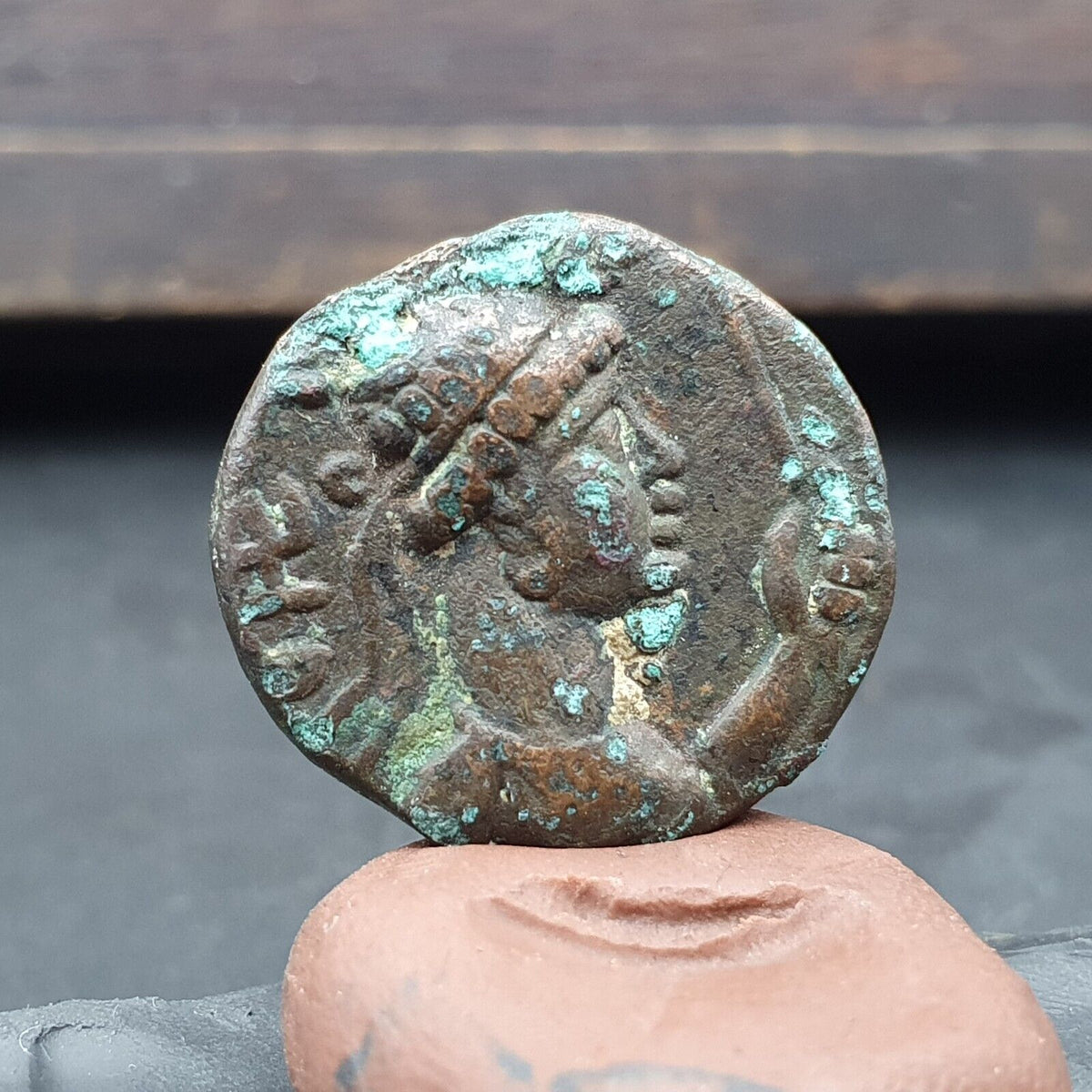 Ancient Bronze coin of Kushan emperor Vima Takto alias Soter Megas (80–90 CE)