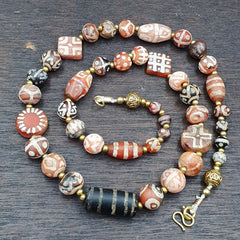 Antique HIMALAYAN Indo Tibetan Central Asian Etched Agate beads Necklace 1ED-A-