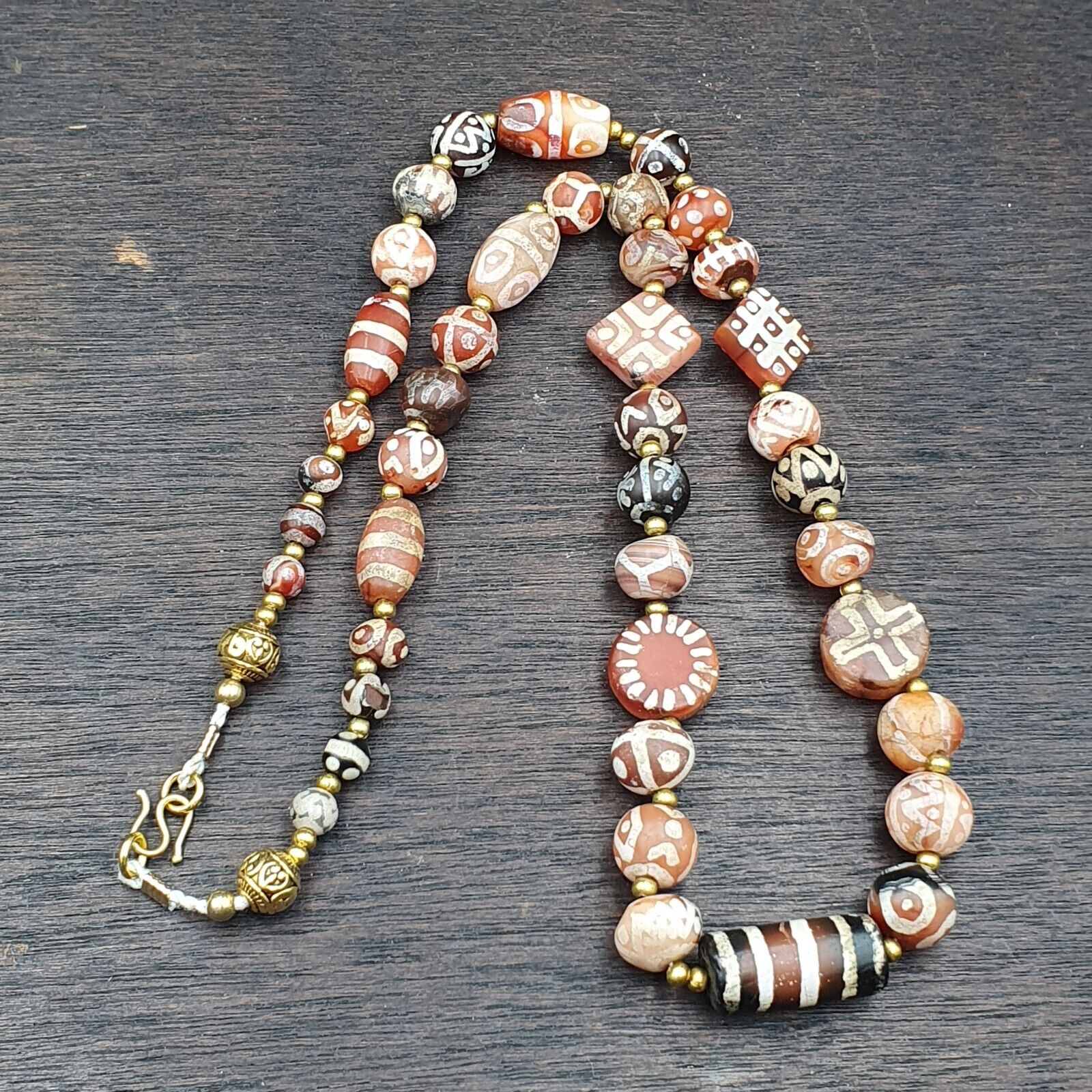 Antique HIMALAYAN Indo Tibetan Central Asian Etched Agate beads Necklace 1ED-A-