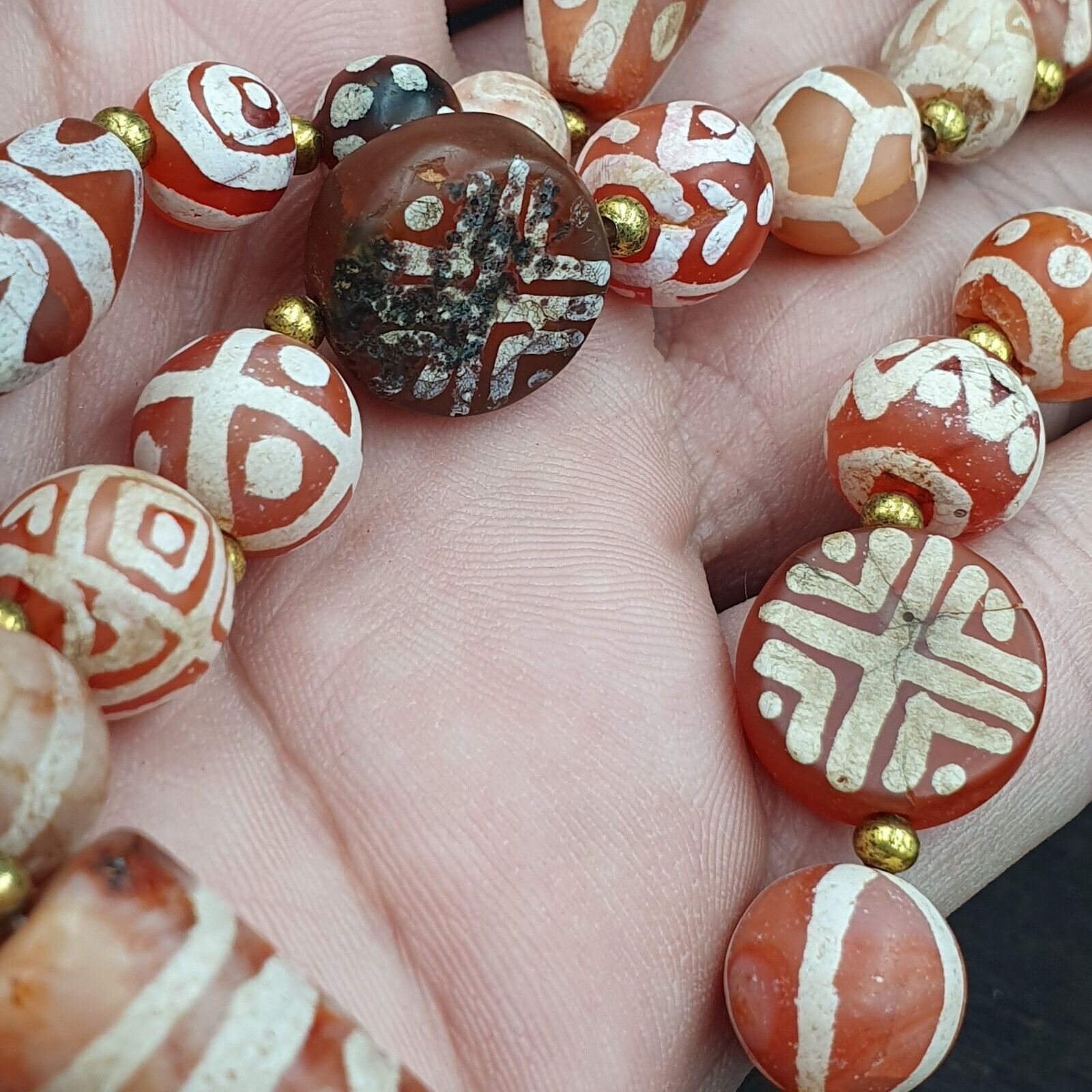 Antique HIMALAYAN Indo Tibetan Central Asian Etched Agate beads Necklace 5ED-A-