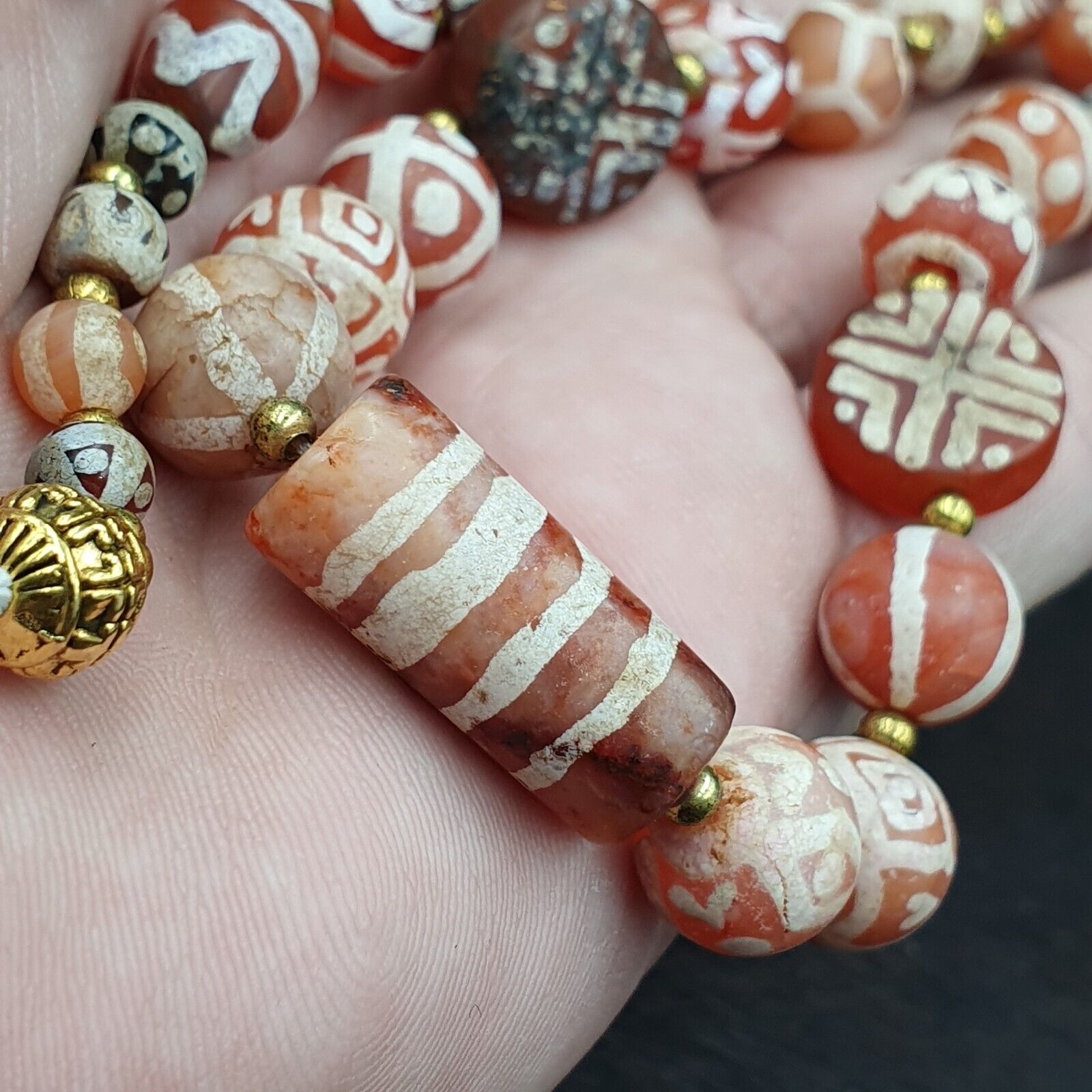Antique HIMALAYAN Indo Tibetan Central Asian Etched Agate beads Necklace 5ED-A-