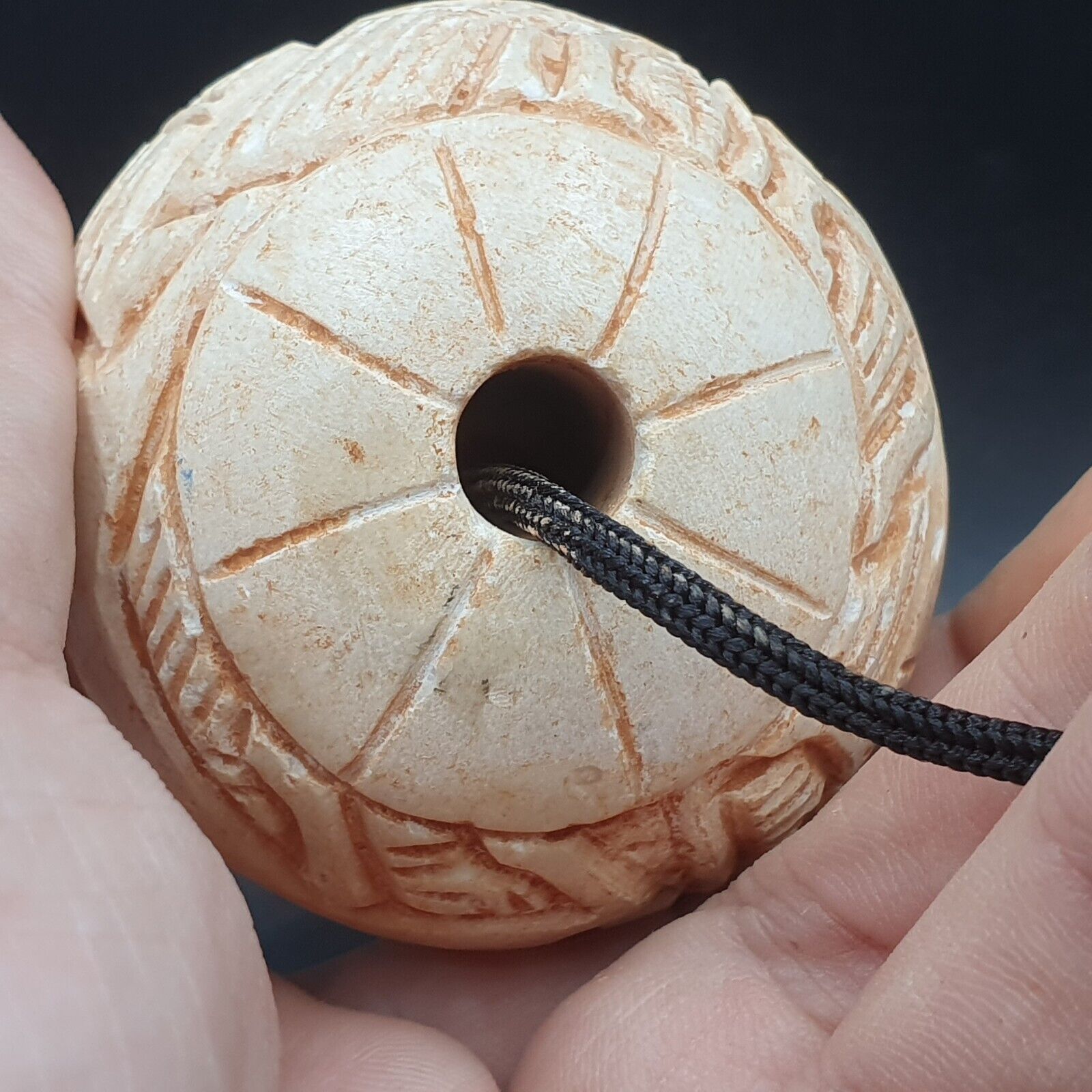 Ancient Stone figures of mystical Animal Carving Intaglio Big Bead Amulet