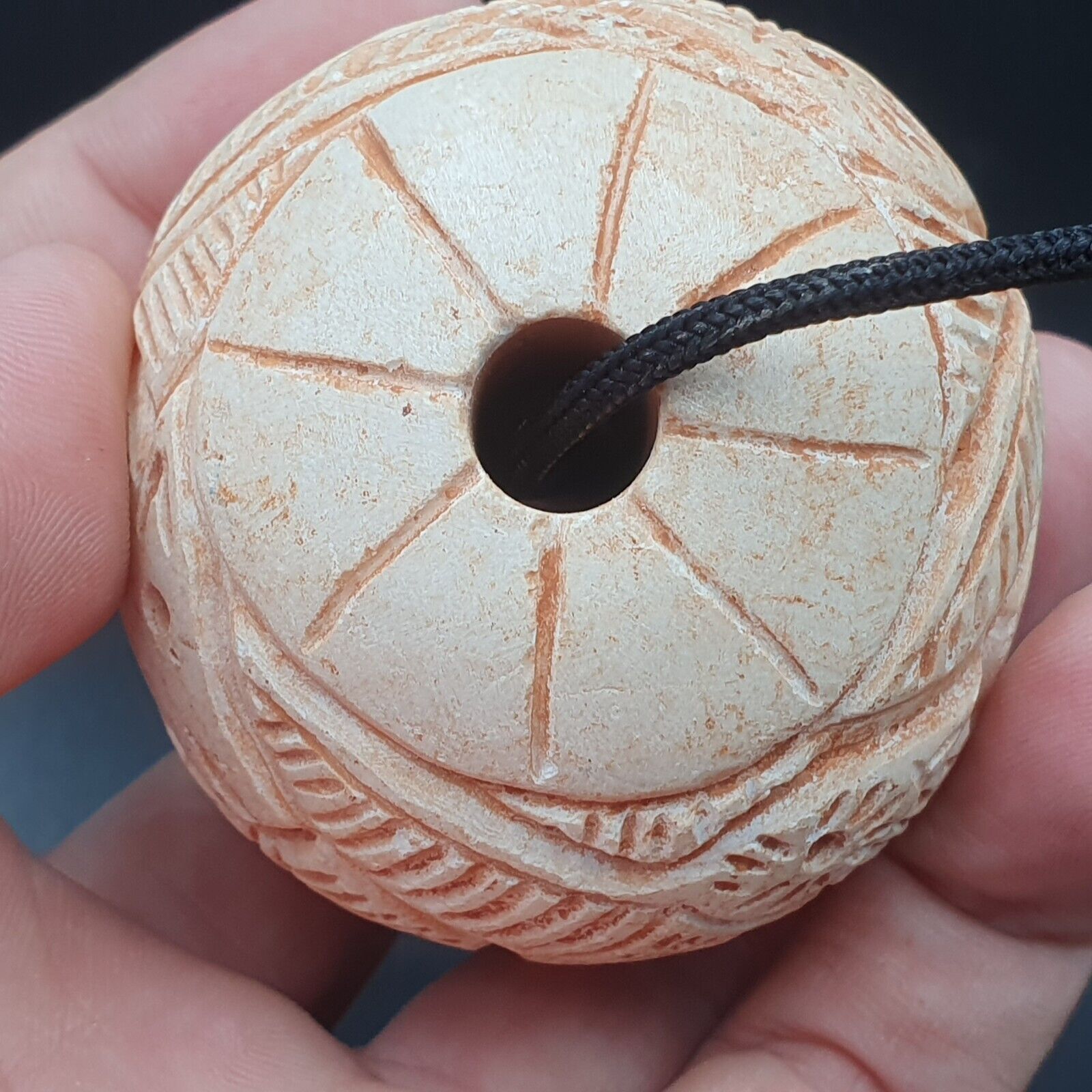 Ancient Stone figures of mystical Animal Carving Intaglio Big Bead Amulet