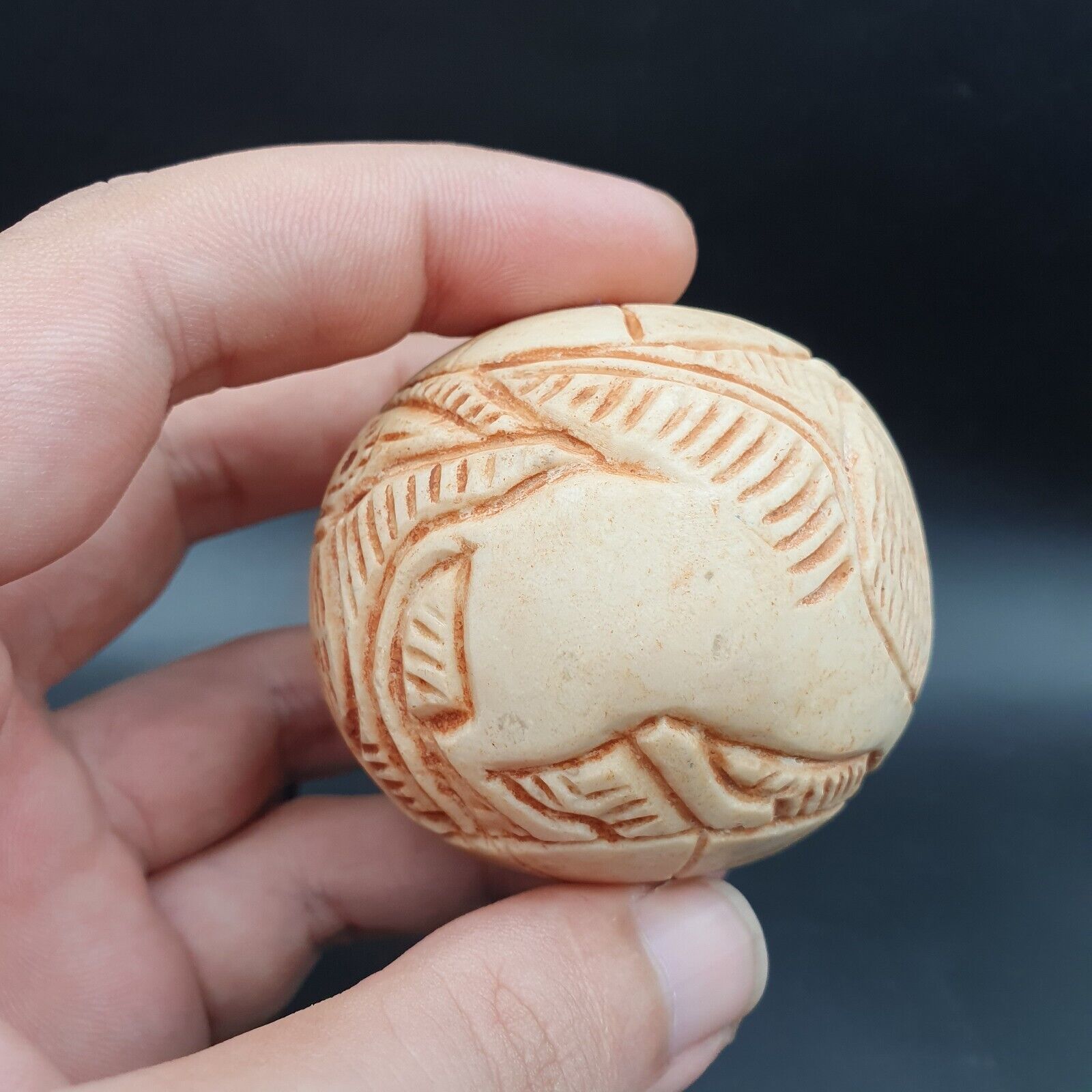Ancient Stone figures of mystical Animal Carving Intaglio Big Bead Amulet