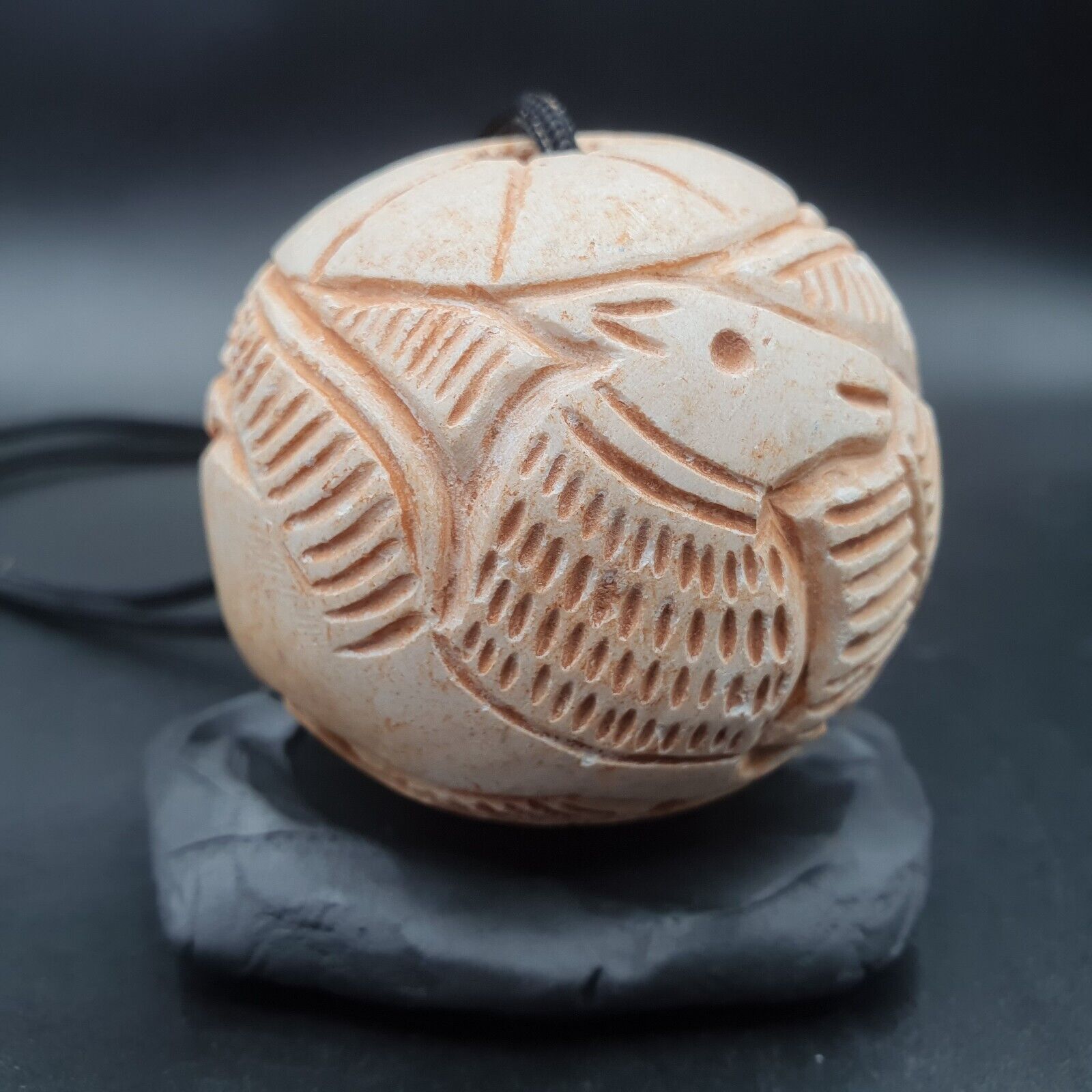 Ancient Stone figures of mystical Animal Carving Intaglio Big Bead Amulet