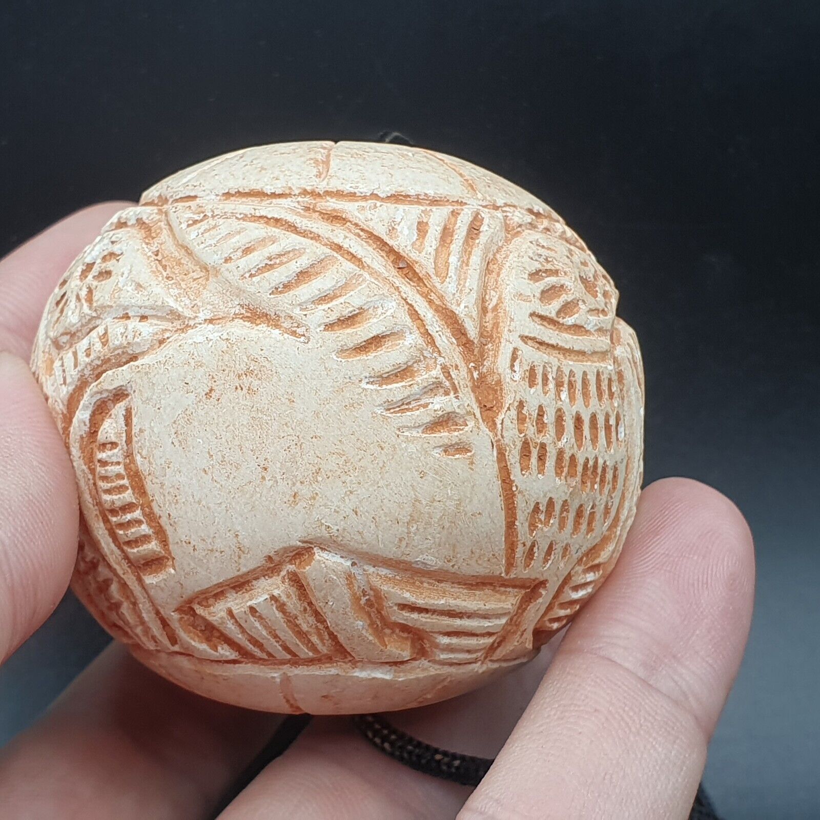 Ancient Stone figures of mystical Animal Carving Intaglio Big Bead Amulet