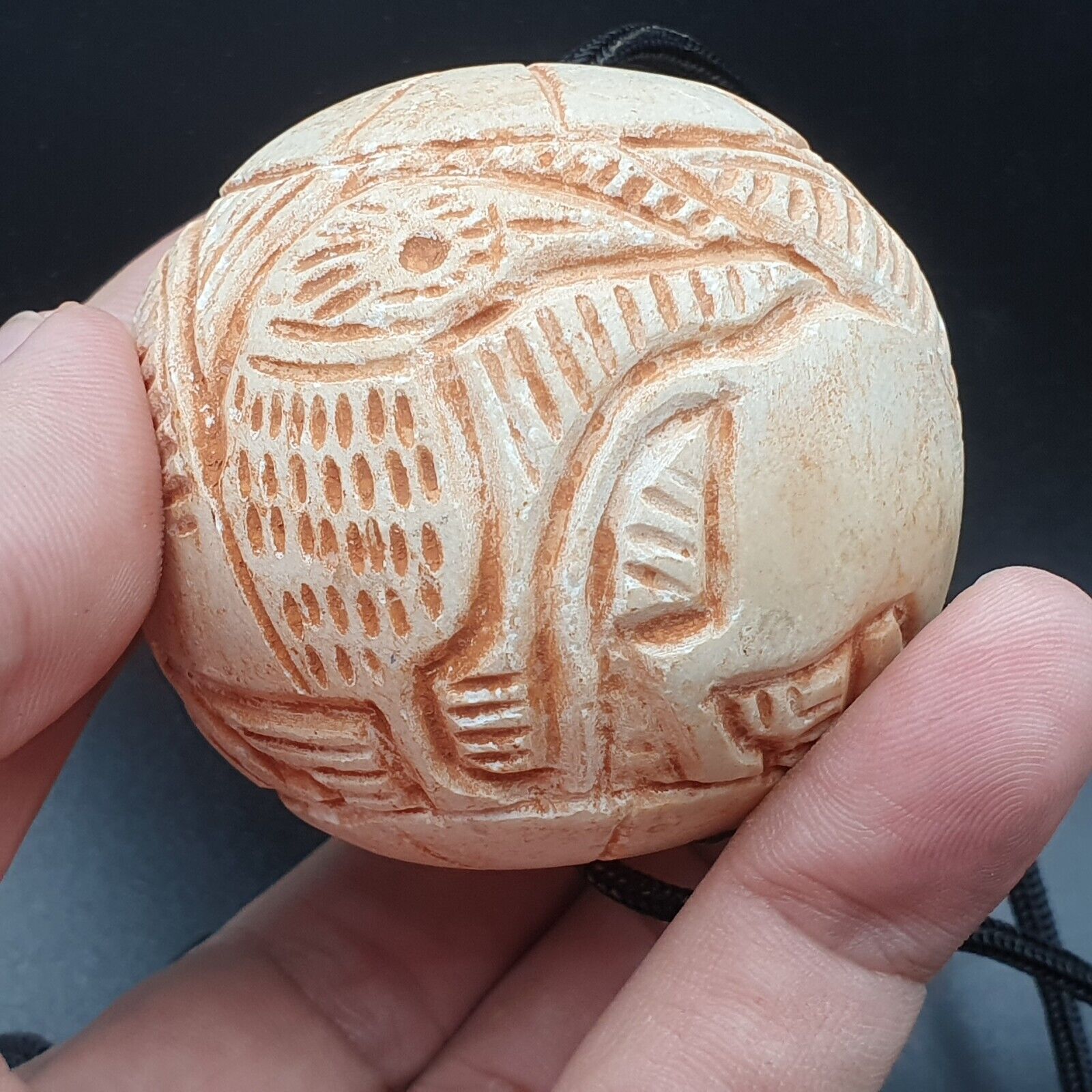 Ancient Stone figures of mystical Animal Carving Intaglio Big Bead Amulet