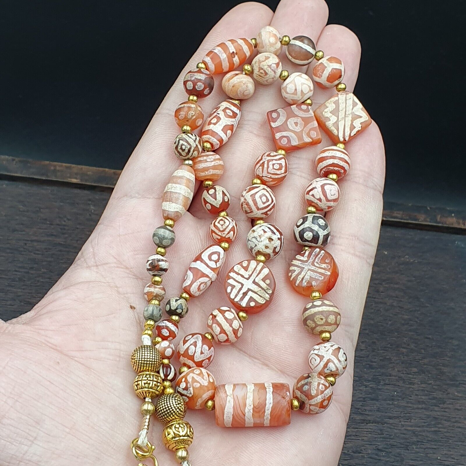 Antique HIMALAYAN Indo Tibetan Central Asian Etched Agate beads Necklace 3ED-A-