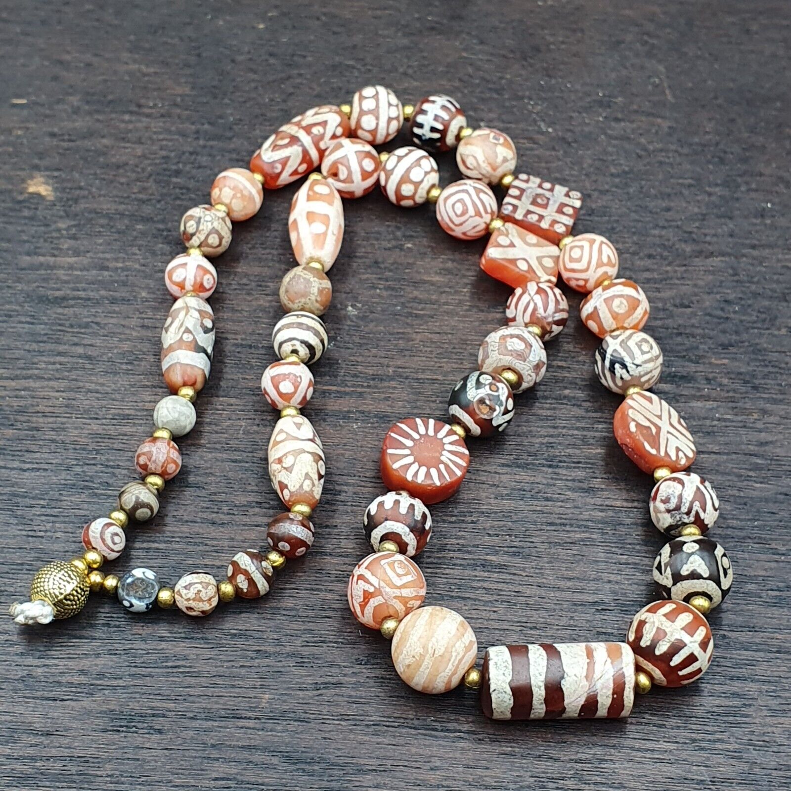 Antique HIMALAYAN Indo Tibetan Central Asian Etched Agate beads Necklace 4ED-A-