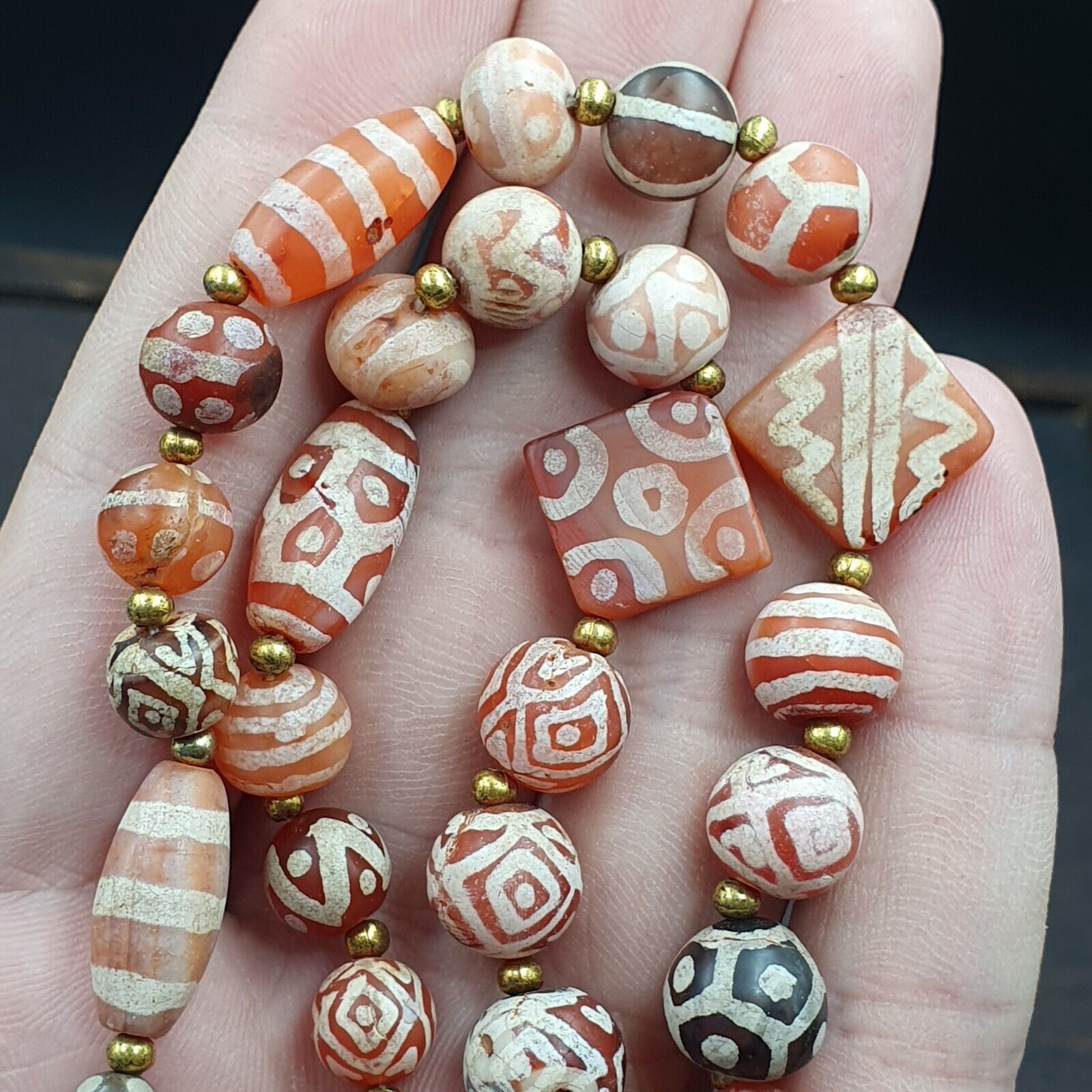 Antique HIMALAYAN Indo Tibetan Central Asian Etched Agate beads Necklace 3ED-A-