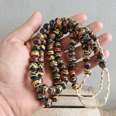 Stunning vintage Glass beads Veneraano Unique Pattern glass beads Necklaces