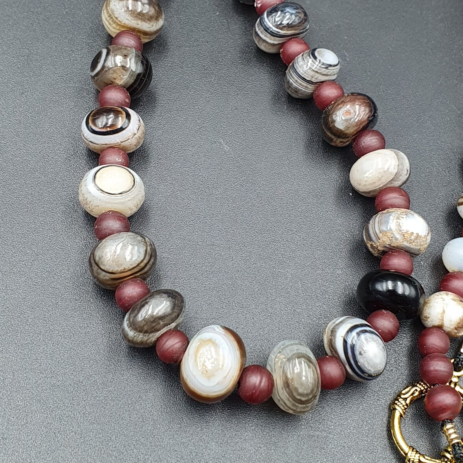 Suleimani Agate Beads Vintage Himalayan Indo Tibetan Eye Beads Necklace