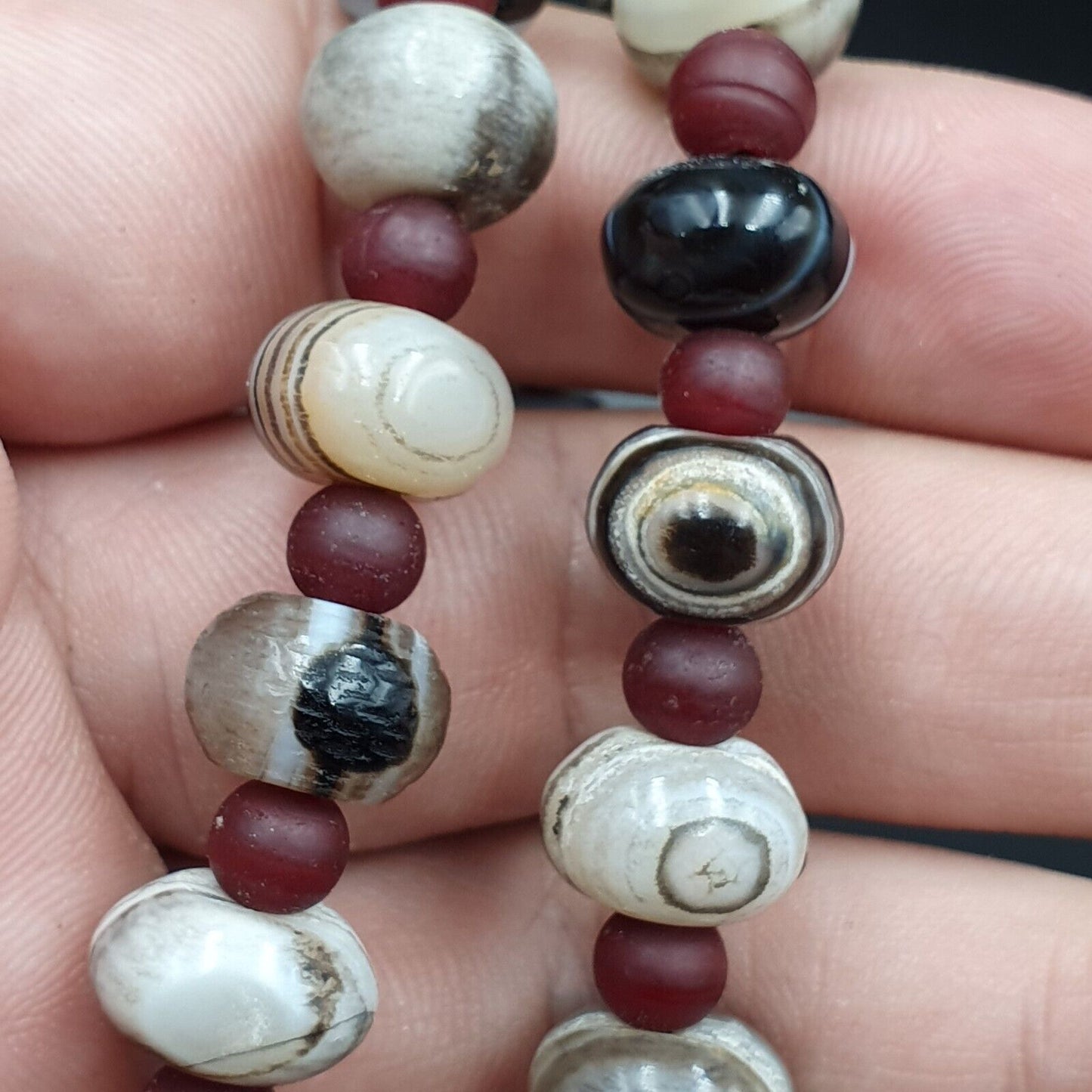 Suleimani Achat Perlen Vintage Himalaya Indo Tibetische Augenperlen Halskette