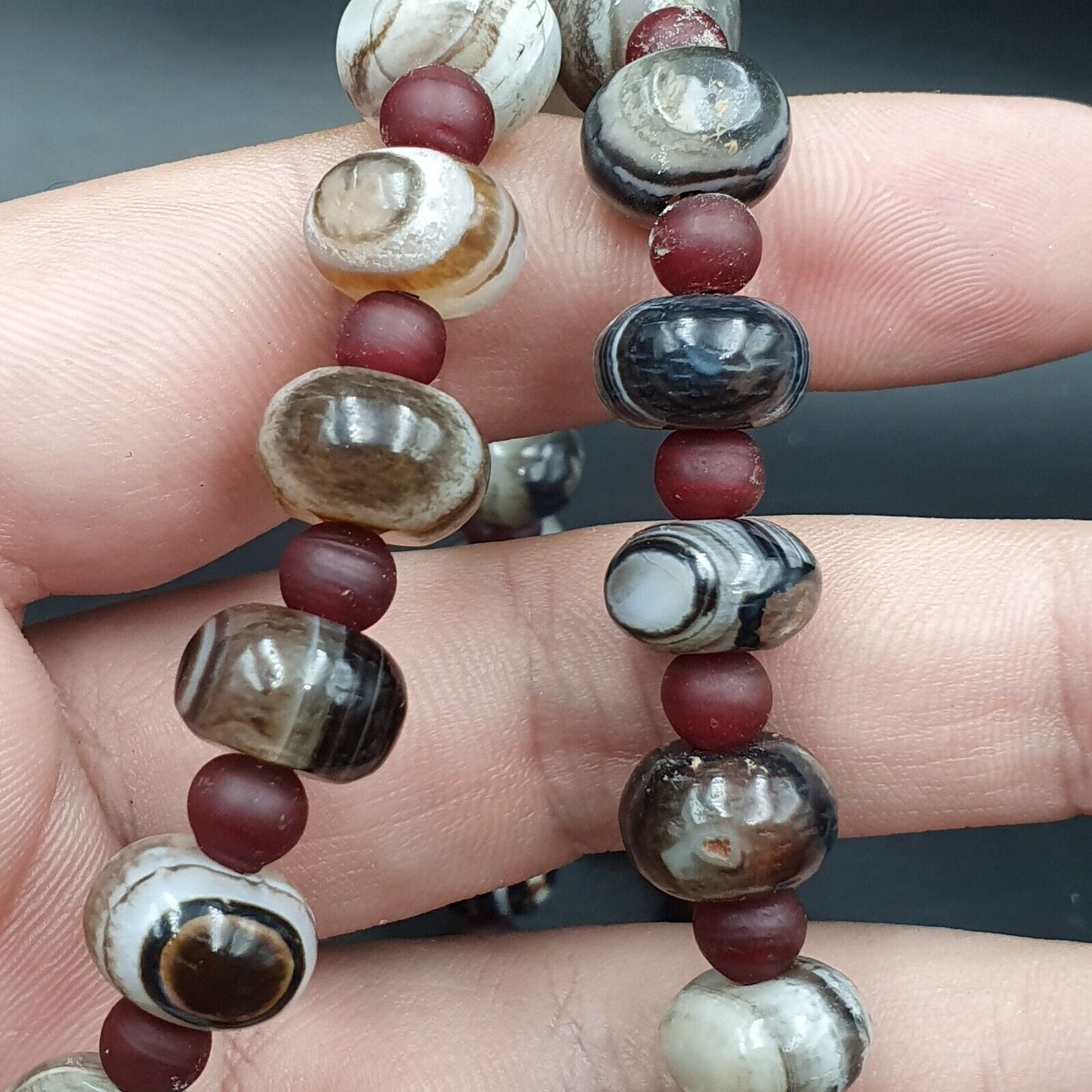 Suleimani Achat Perlen Vintage Himalaya Indo Tibetische Augenperlen Halskette