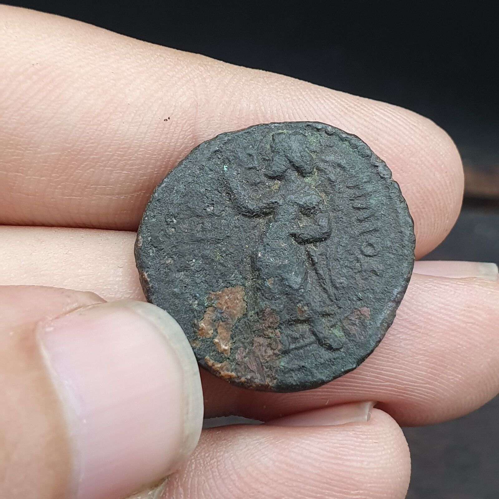 Genuine ANCIENT GREEK ROMAN BYZANTINE KUSHAN Coin Green Patina coin C12