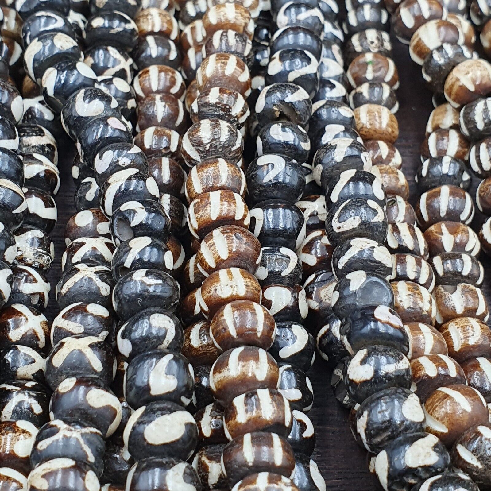 Lot 10 Old Tibetan Carving Necklace Tribal Decorated Beads Strands #B10