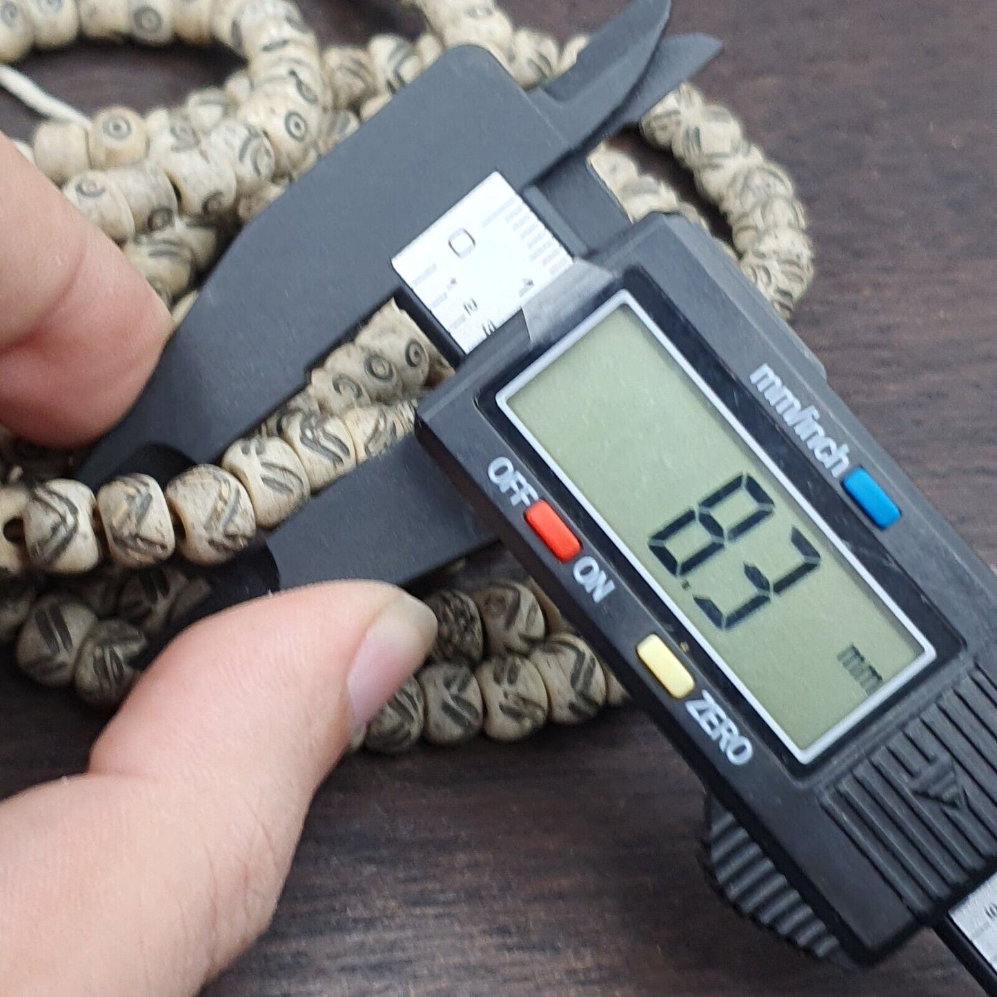 2 條古老藏族中國雕刻項鍊部落裝飾珠串