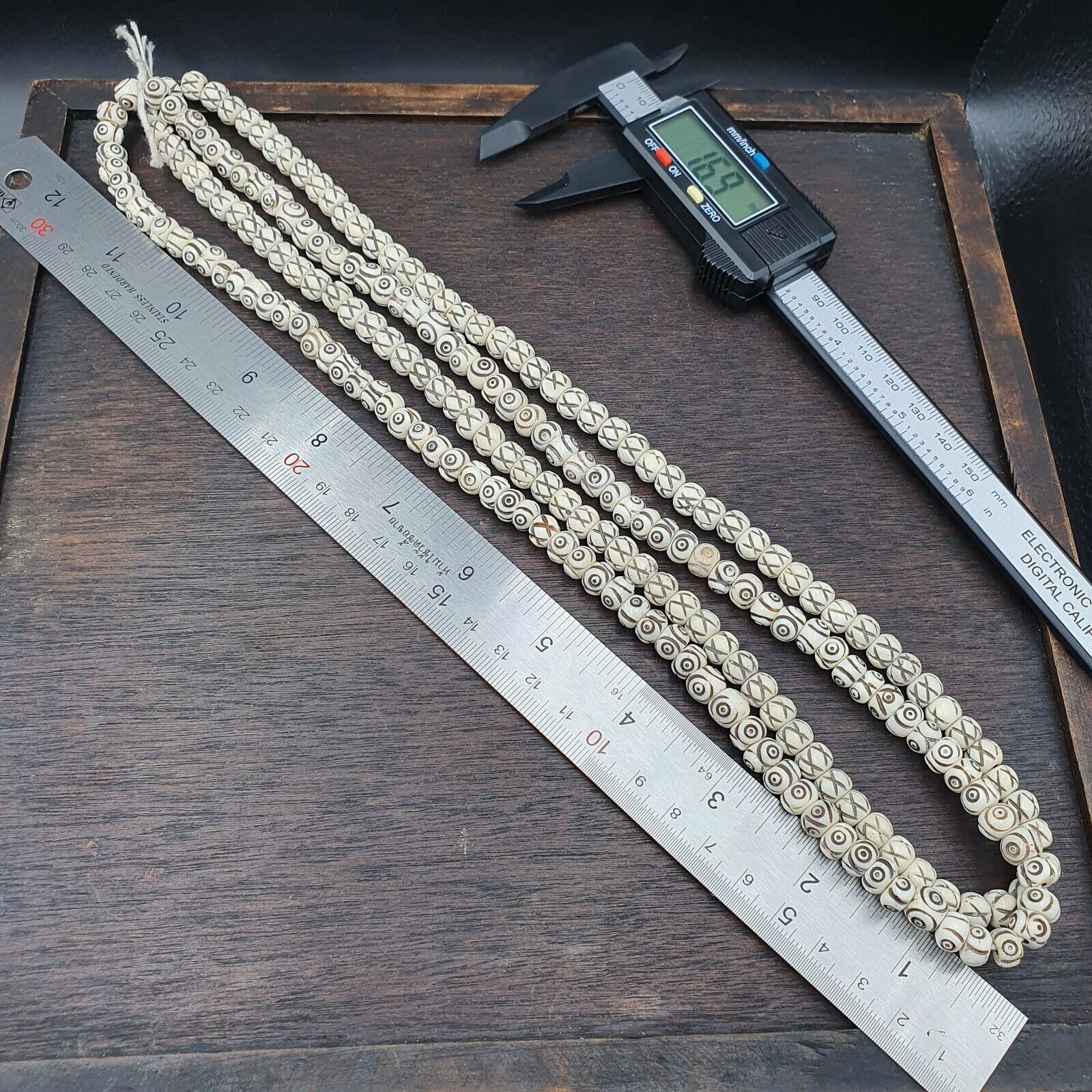 Lot 2 Old Tibetan Chinese Carved Necklace Tribal Decorated Beads Strands #B3