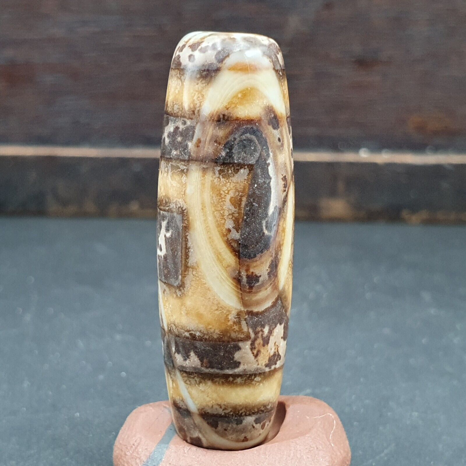 Rare Rusted Old Indo Tibetan Agate 2 Eye Agate stone Dzi Decorated Bead Amulet